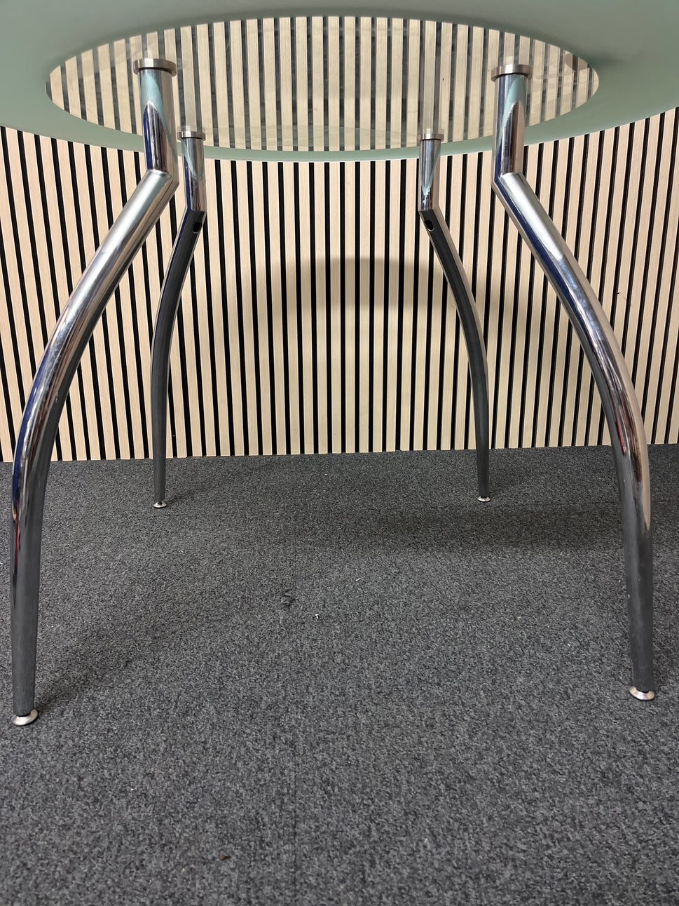 Circular glass frosted edge dining table  3124