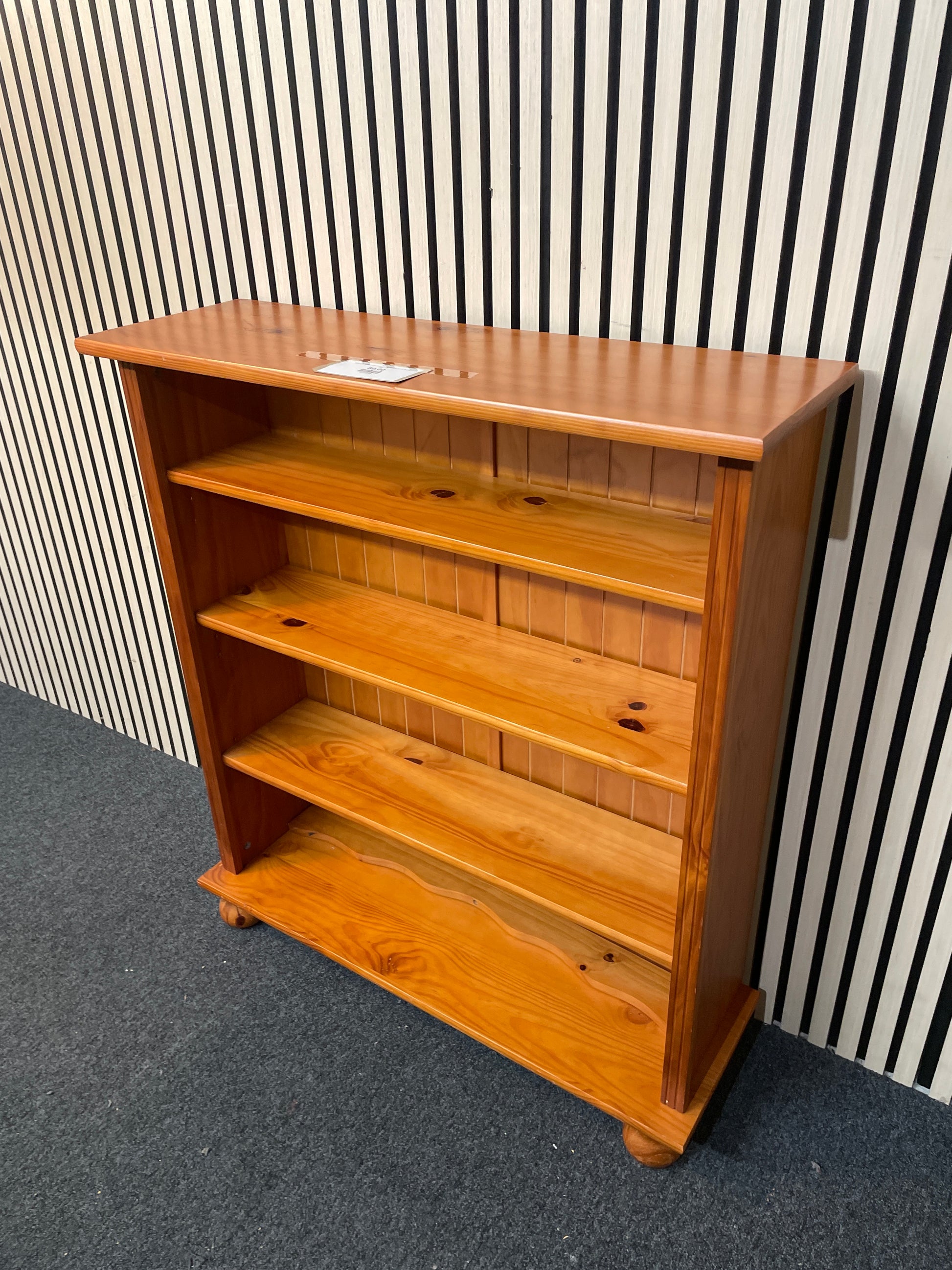 Natural pine low open bookcase (H 100 x W 80 x D 30 cm) 2425