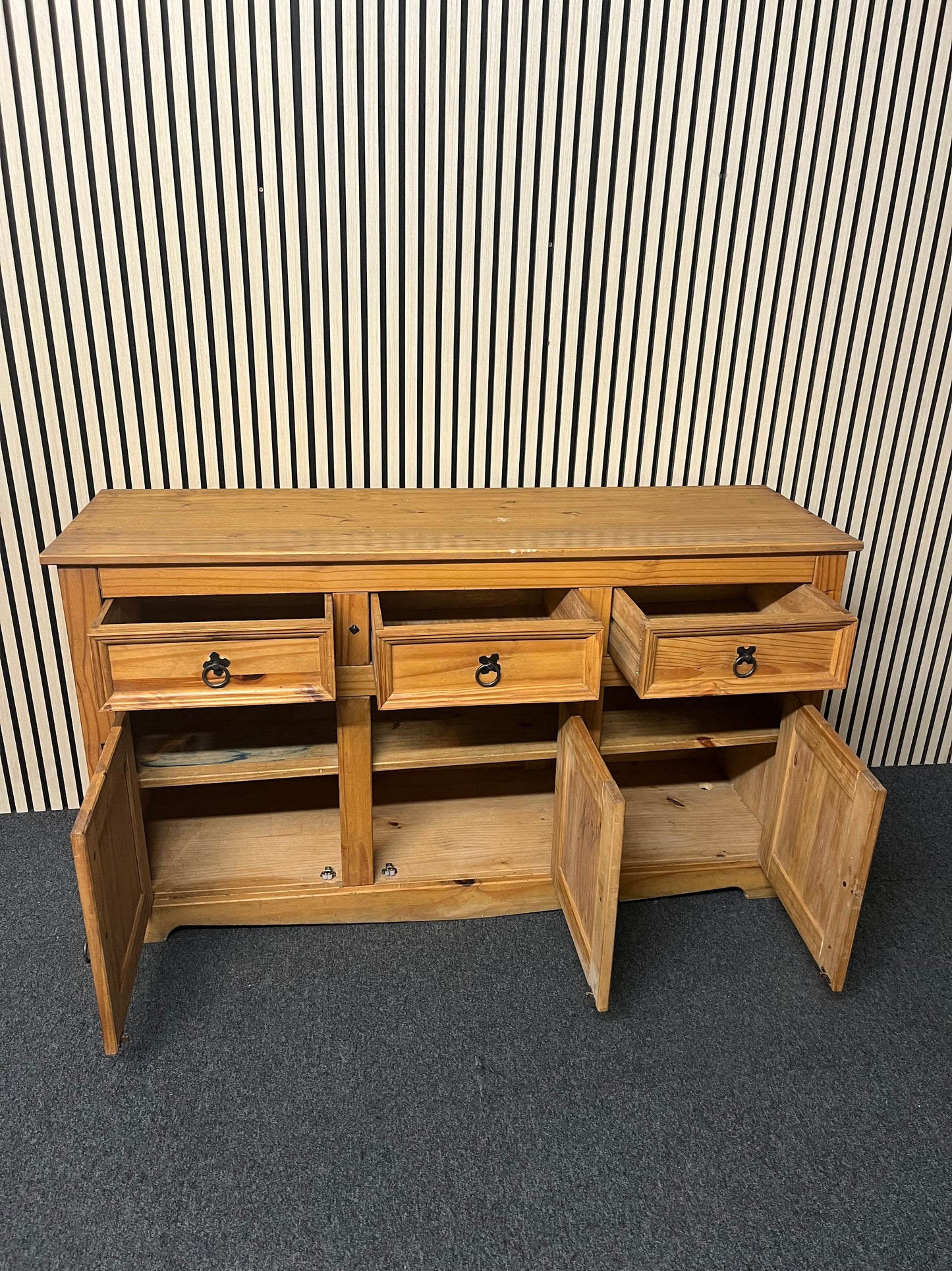 Large long 3 door 3 drawer waxed pine sideboard (H 84 x W 151 x D 47 cm) 2325