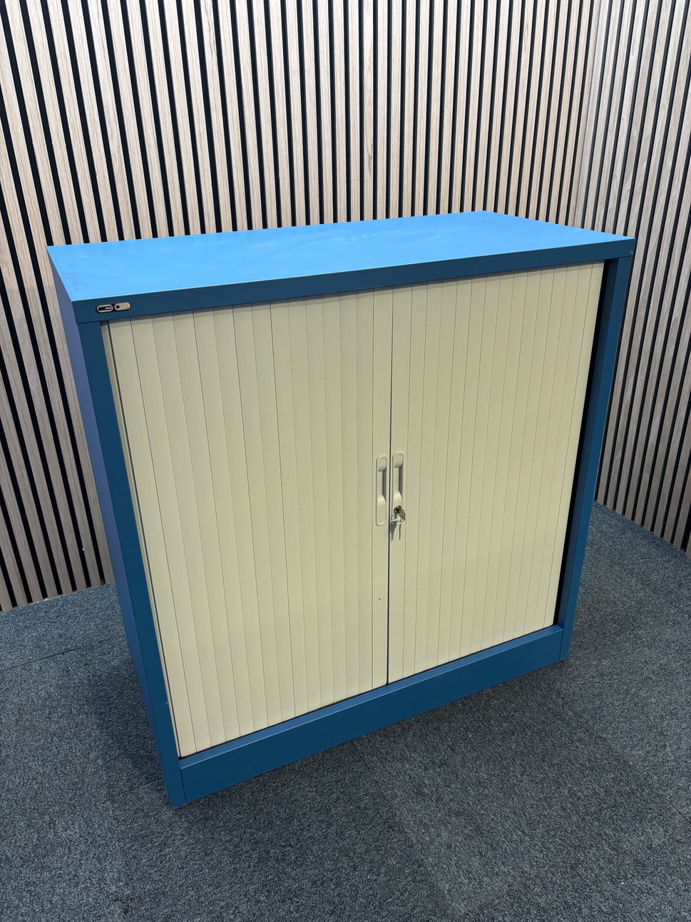 Medium mainline metal side open tambour unit- blue