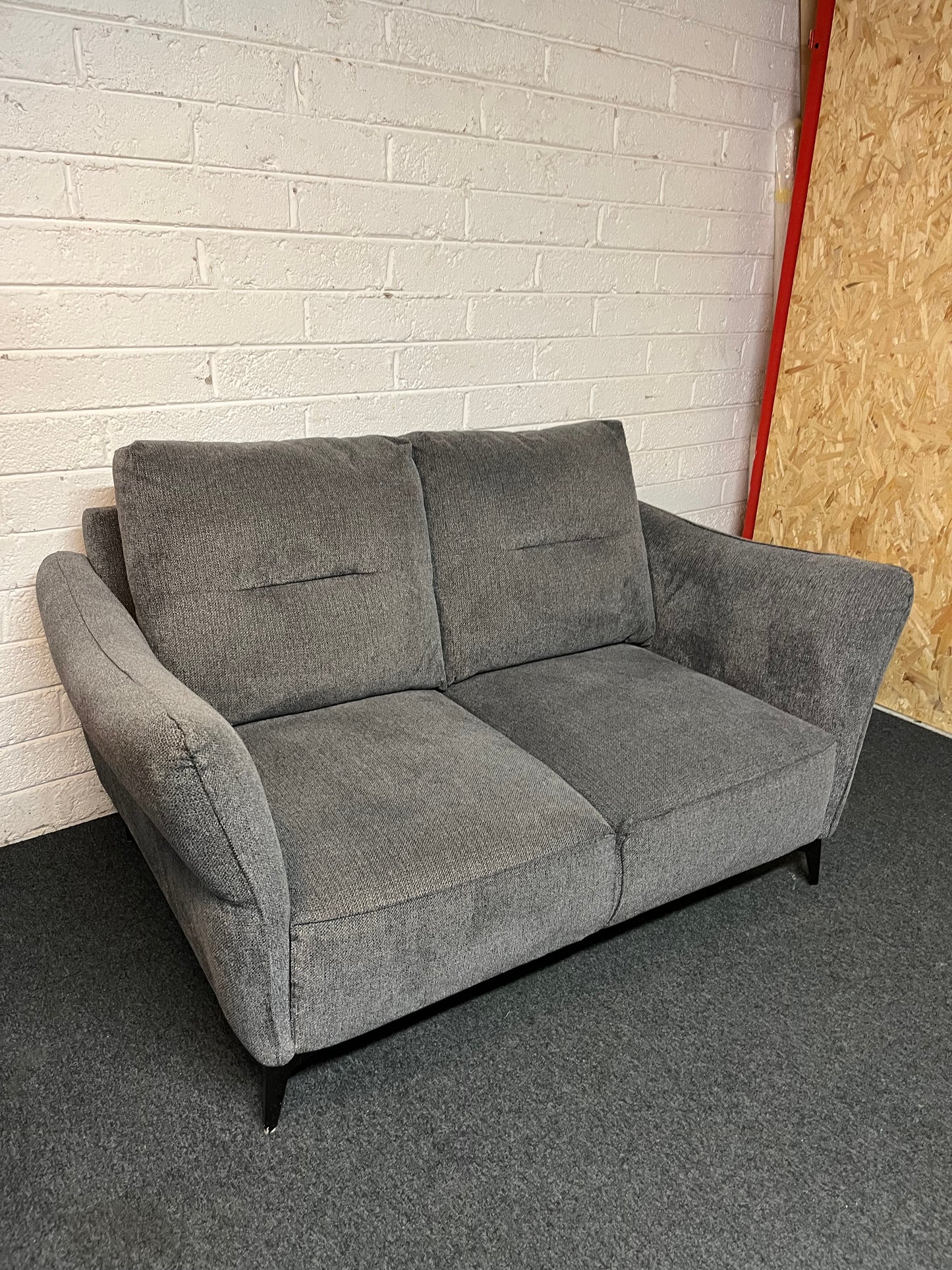 2 seater dark grey sofa (H 93 x W 155 x D 100 cm) 3225