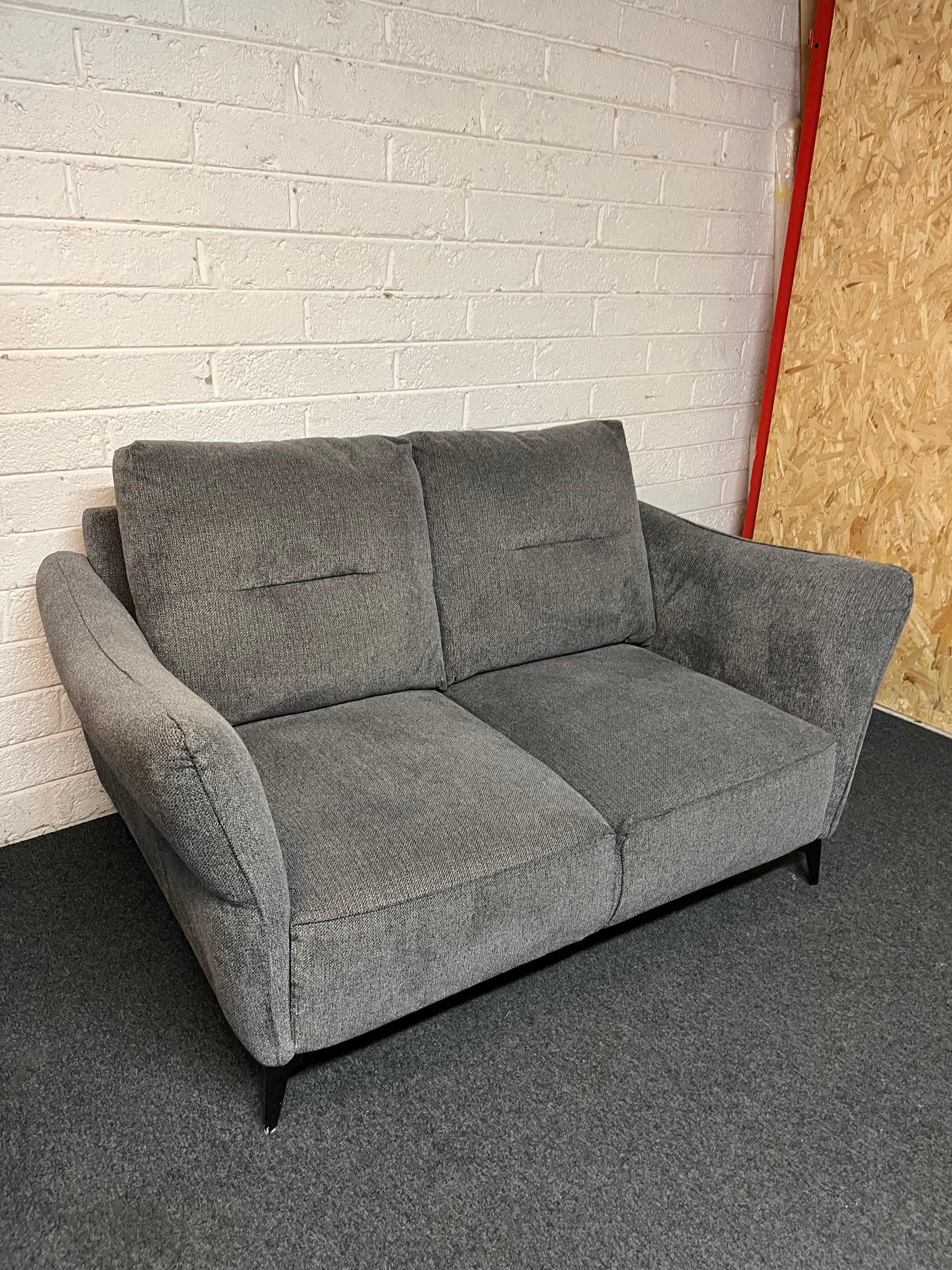 2 seater dark grey sofa (H 93 x W 155 x D 100 cm) 3225
