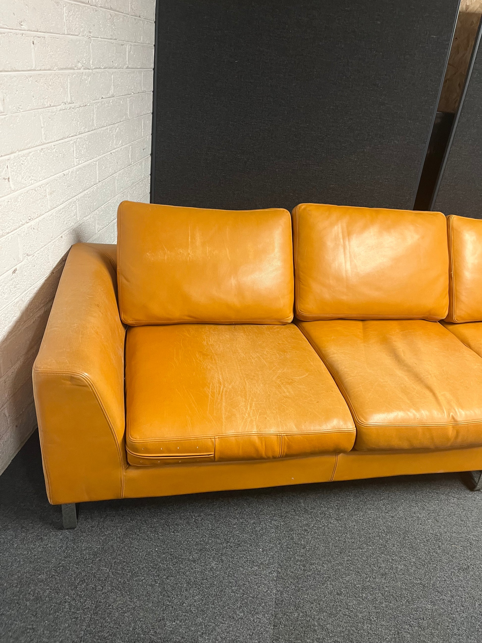 Large REAL tan leather sectional corner sofa suite (W 3260 x D 950 x Seat H 450 mm) 1225