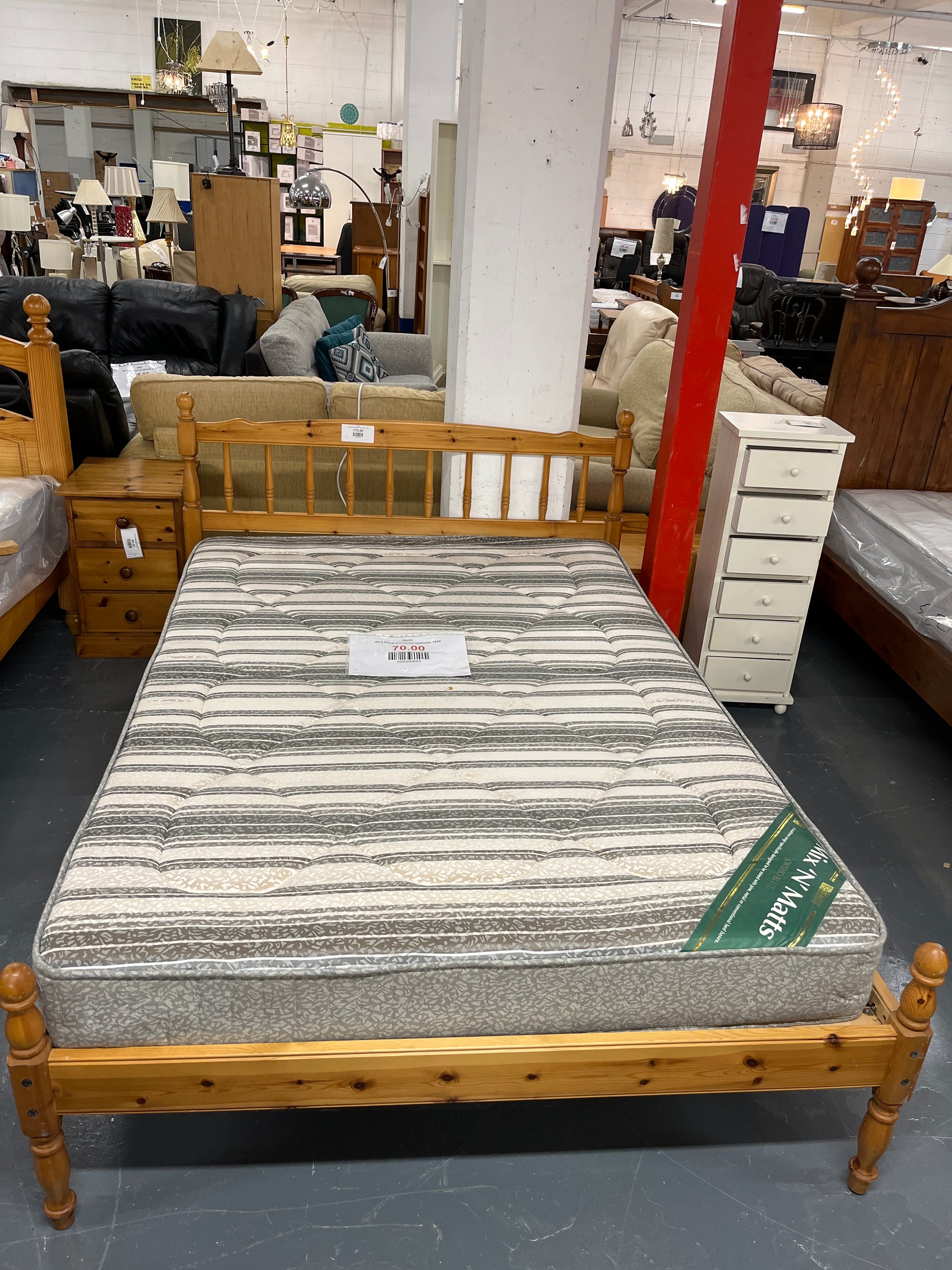 4ft 6 solid pine slatted back bed frame  1225