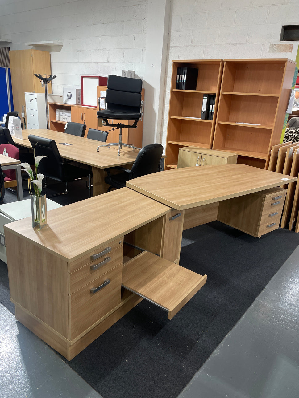American Oak Executive Manager Desk With Matching Print/Storage Unit