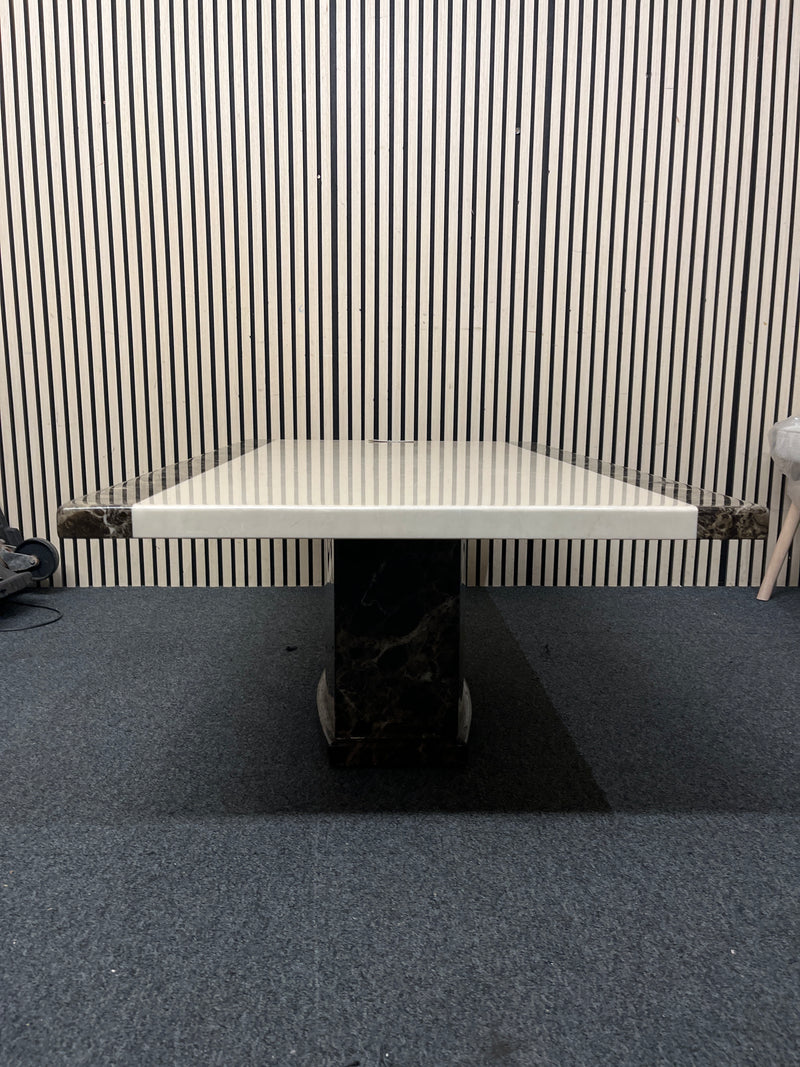 Rectangular marble coffee table with contrasting border on central base (W 130 cm)  44537