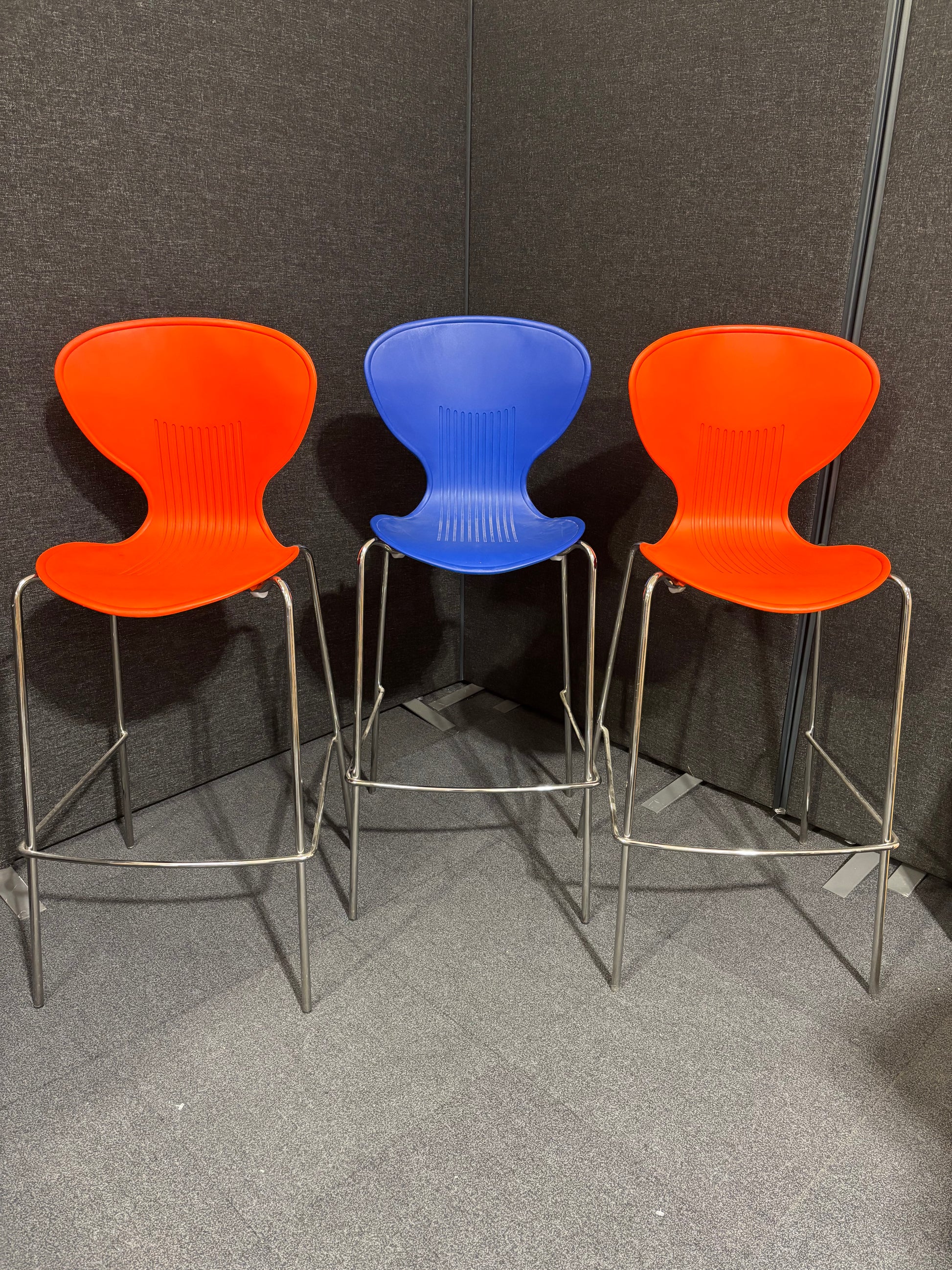 Sienna one piece shell stool with chrome legs - Various plastic seat colours