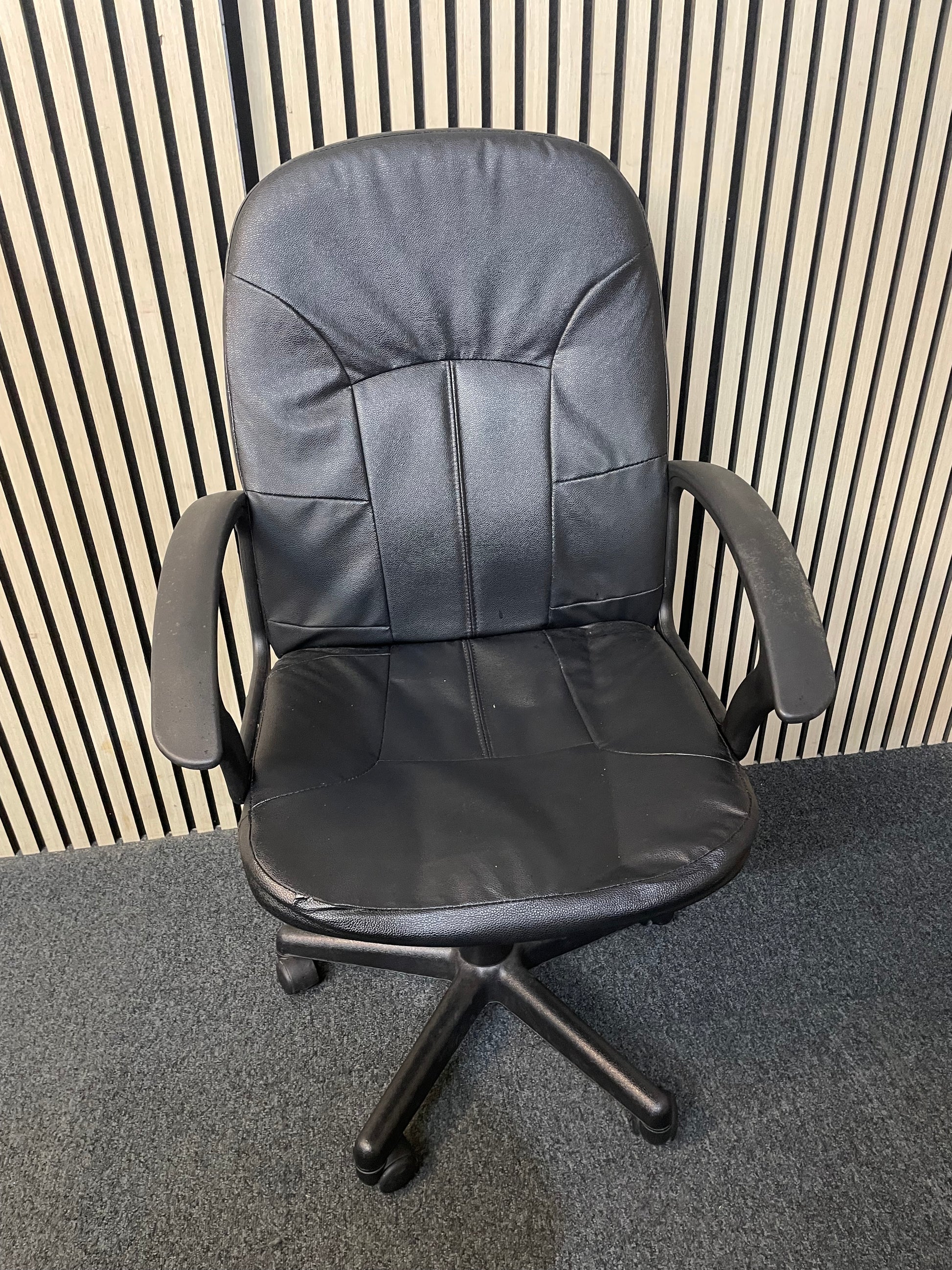 Black PU leatherette fixed arm swivel chair  3425