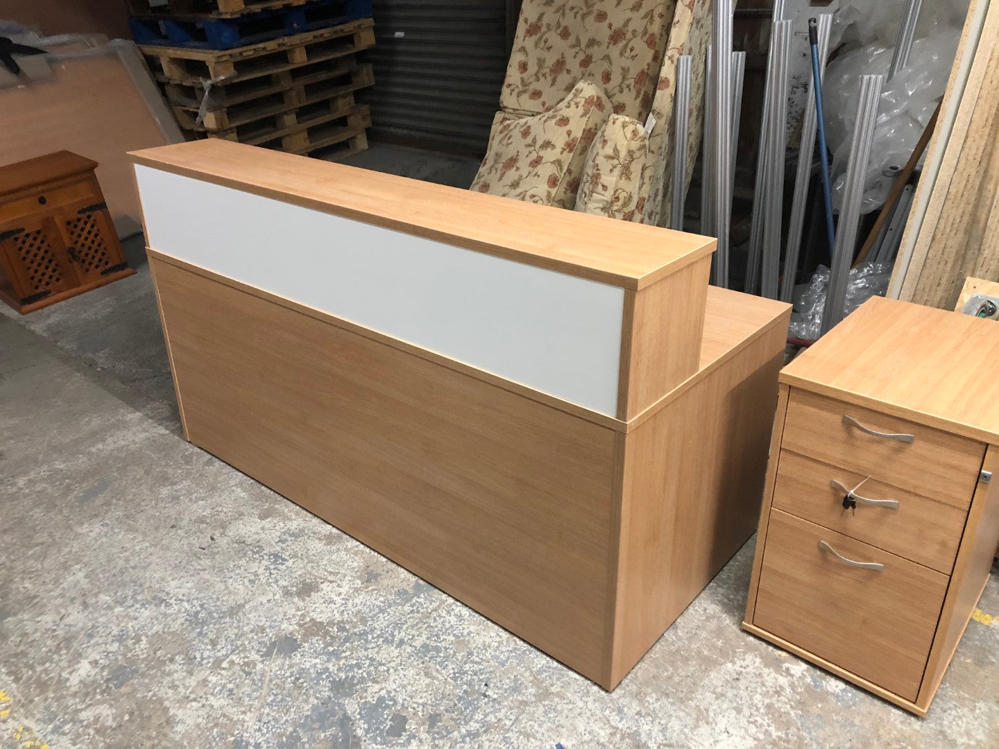 Bespoke Counter 6