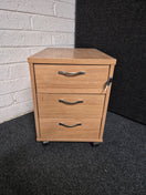 2 or 3 drawer wooden mobile pedestal