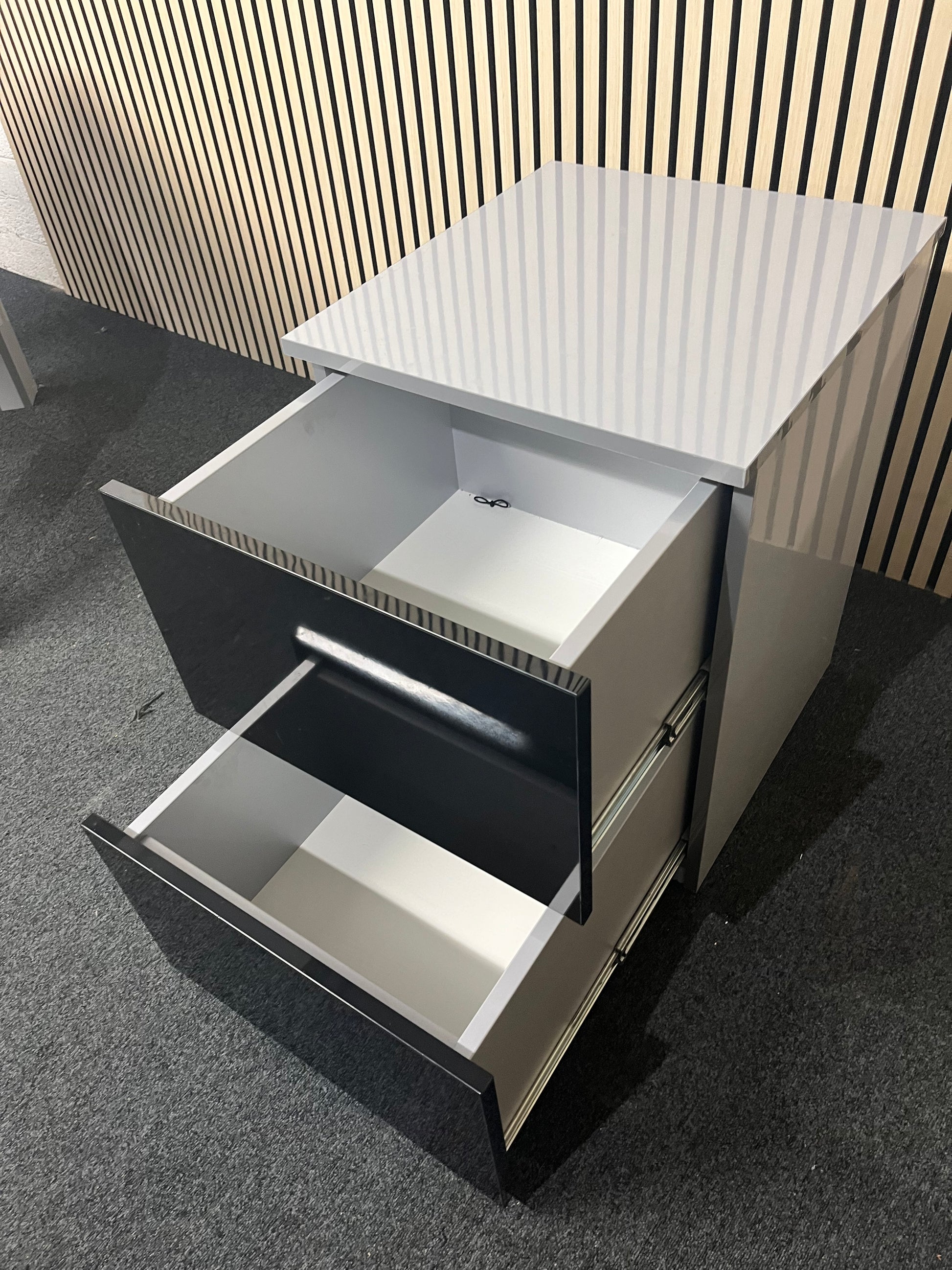 black gloss 2 drawer storage unit (H 67 x W 50 x D 59 cm) 3325