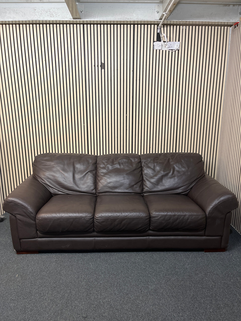 3 seater dark brown leather sofa 1126