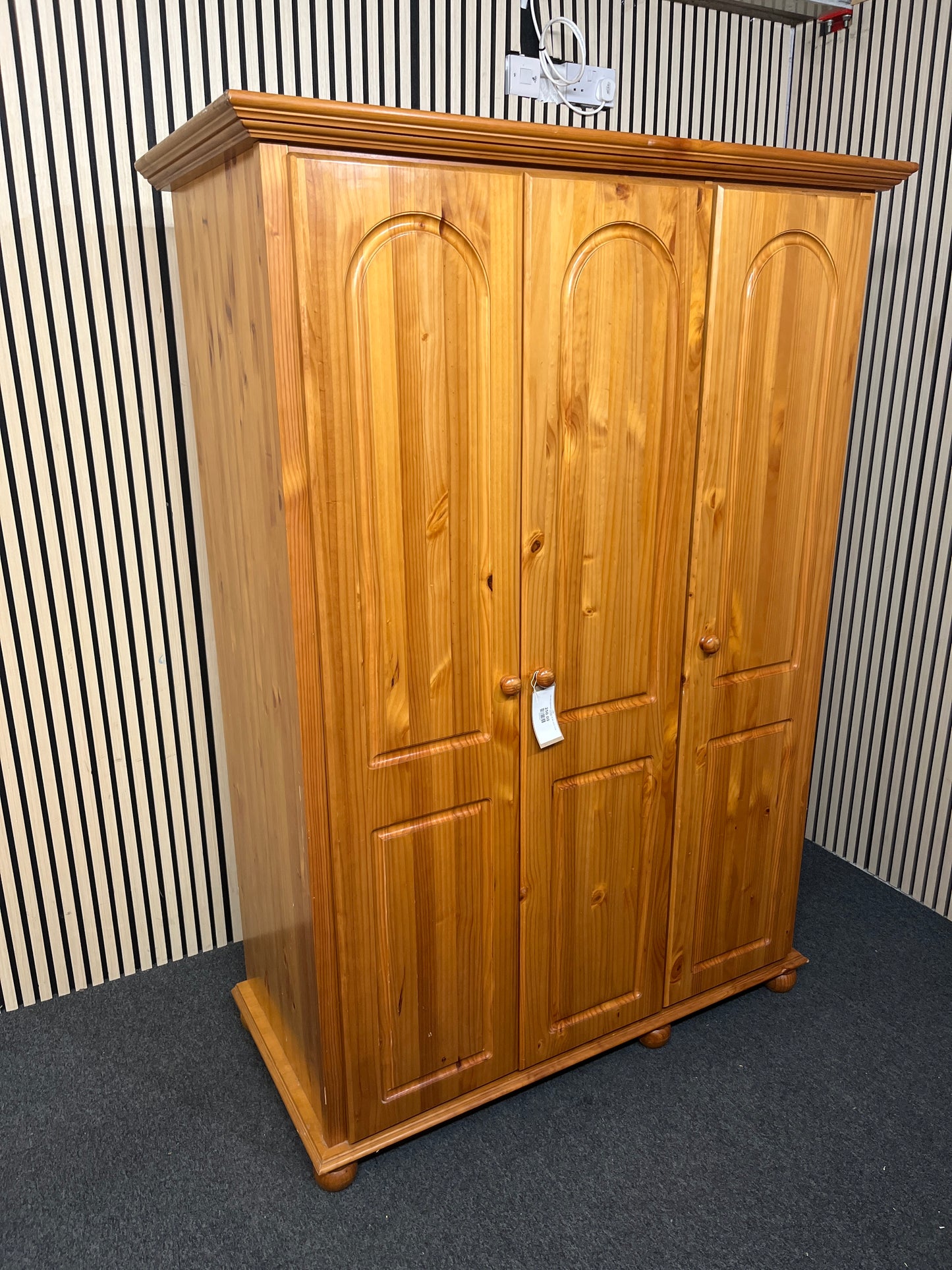 Tall 3 door natural pine wardrobe  (H 189 x W 93 x D 46 cm) 2425