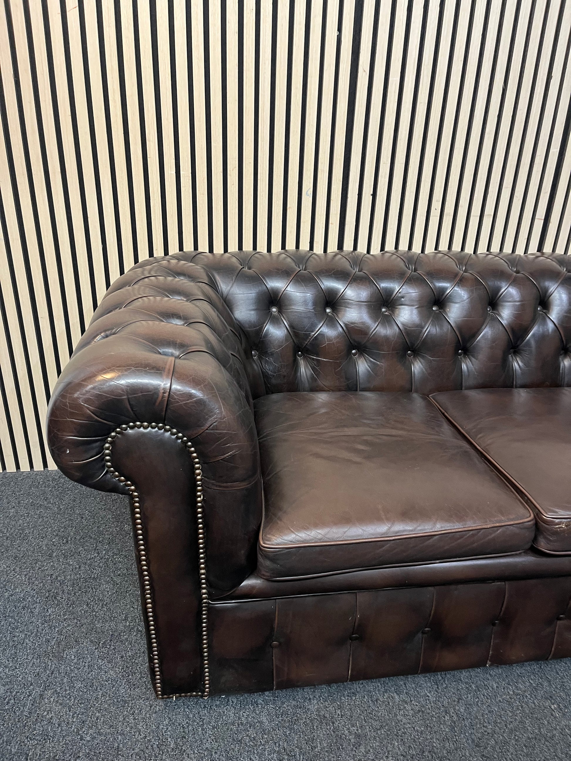 3+1 seater dark brown leather chesterfield sofa suite 43507