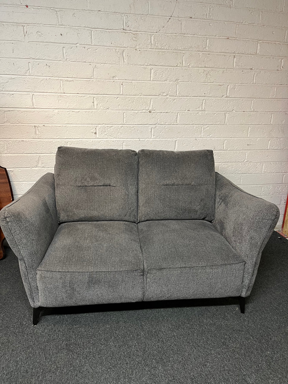 2 seater dark grey sofa (H 93 x W 155 x D 100 cm) 3225