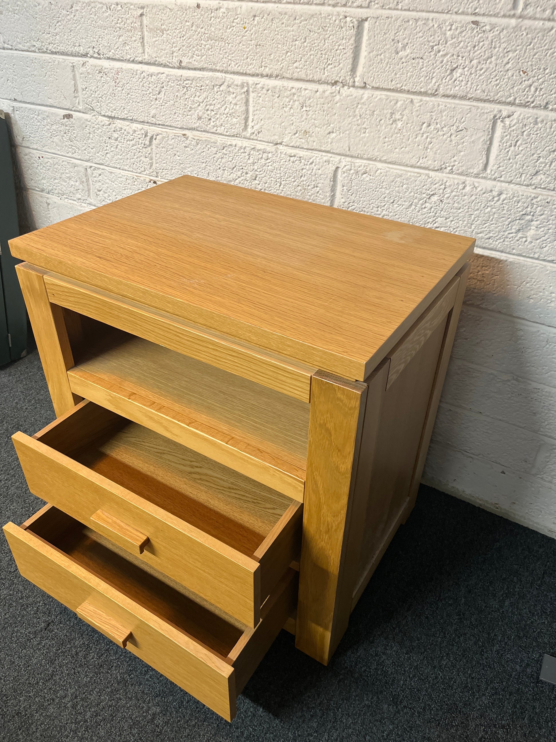 Solid oak 2 drawer 1 shelf bedside locker (H 64 x W 60 x D 43 cm)  2225