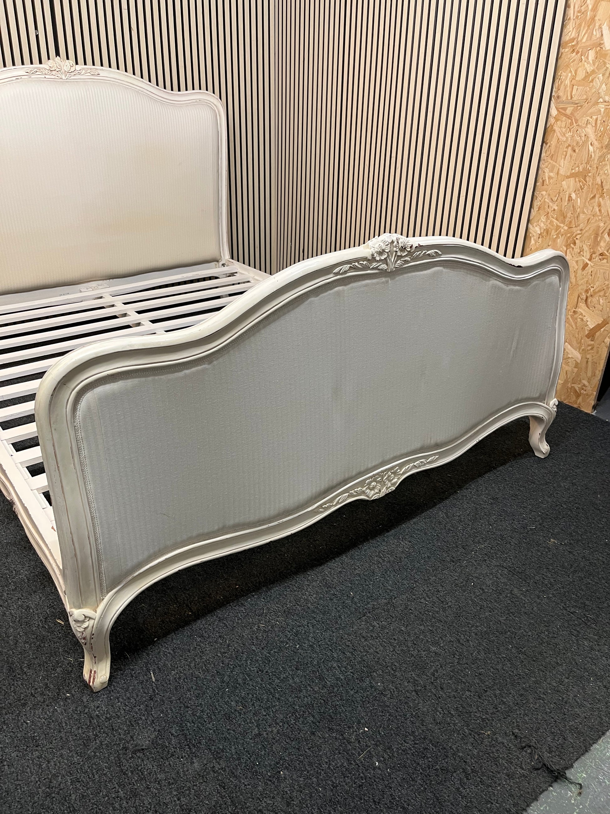 Louis XVI solid wood frame upholstered white fabric bedframe with set of 2 matching ornate white 2 drawer solid wood lockers  43522