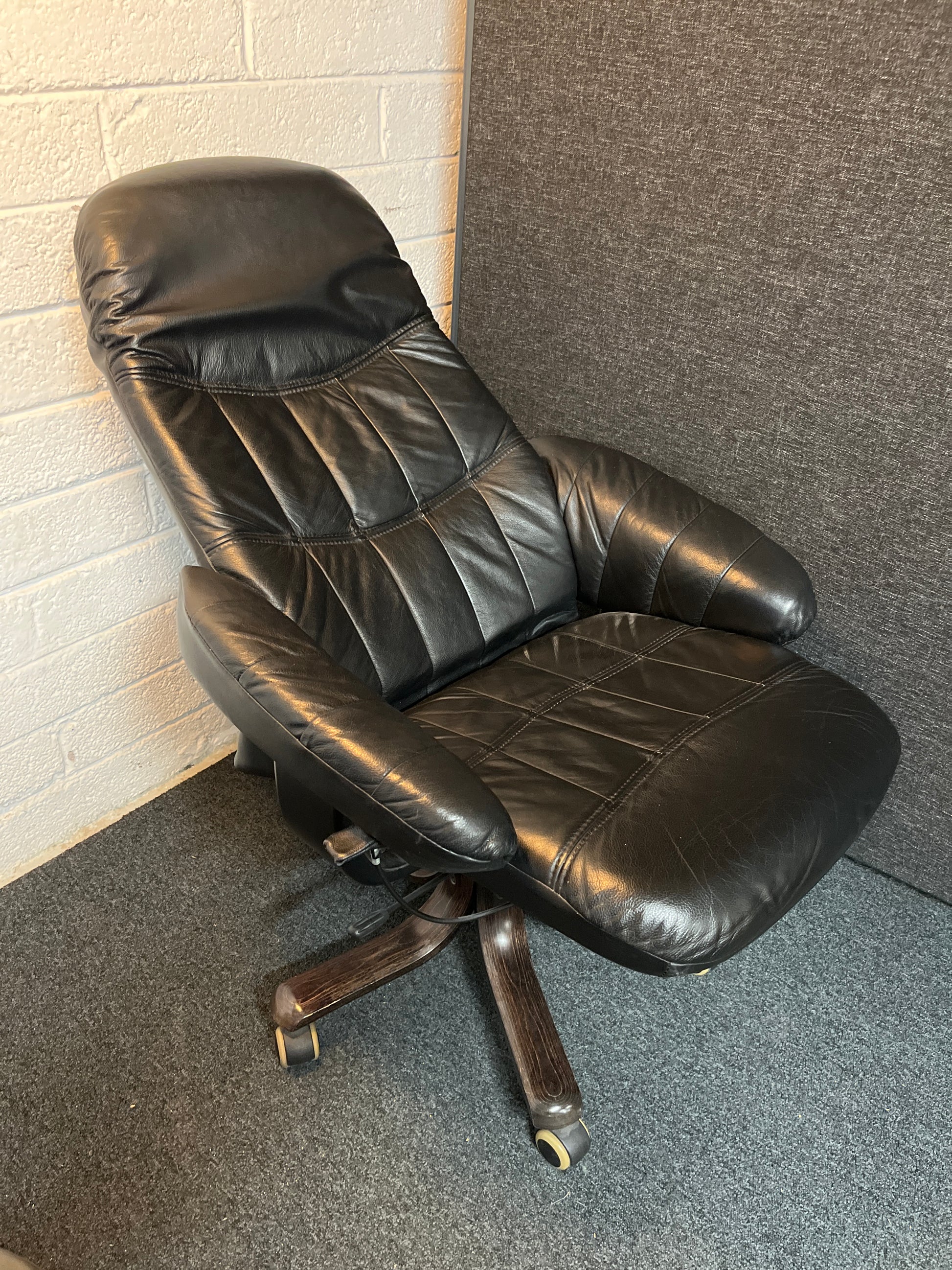 High back black leather recliner swivel office chair with arms and wooden frame  2225