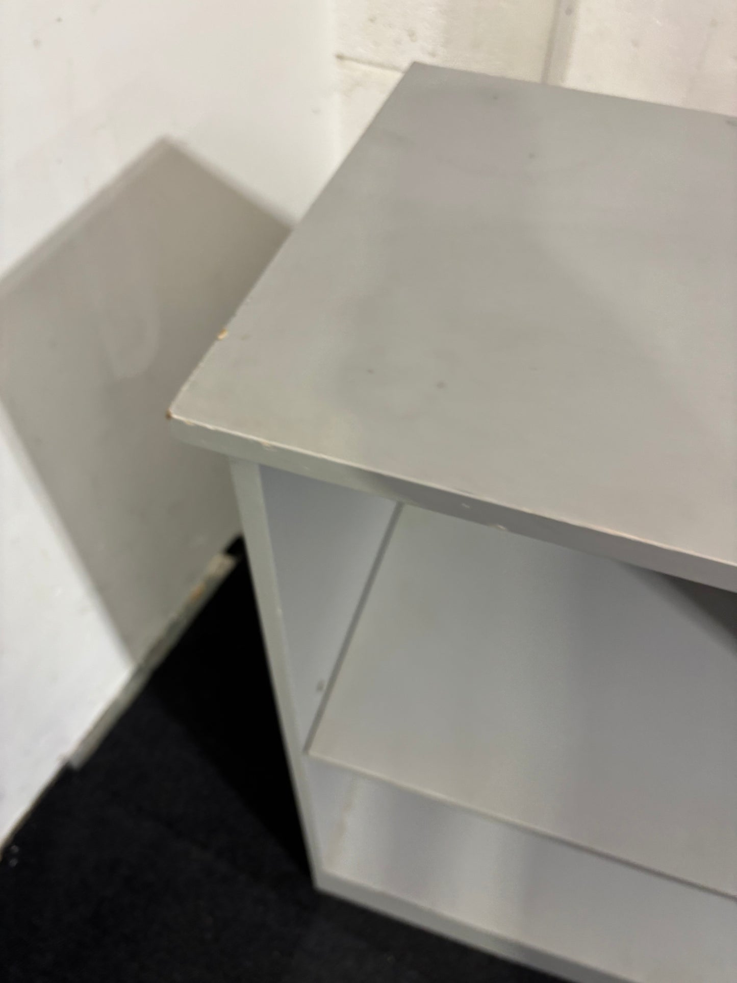 Grey mdf long low  4 section bookcase with adjustable shelves 93Hx148Lx35.5D