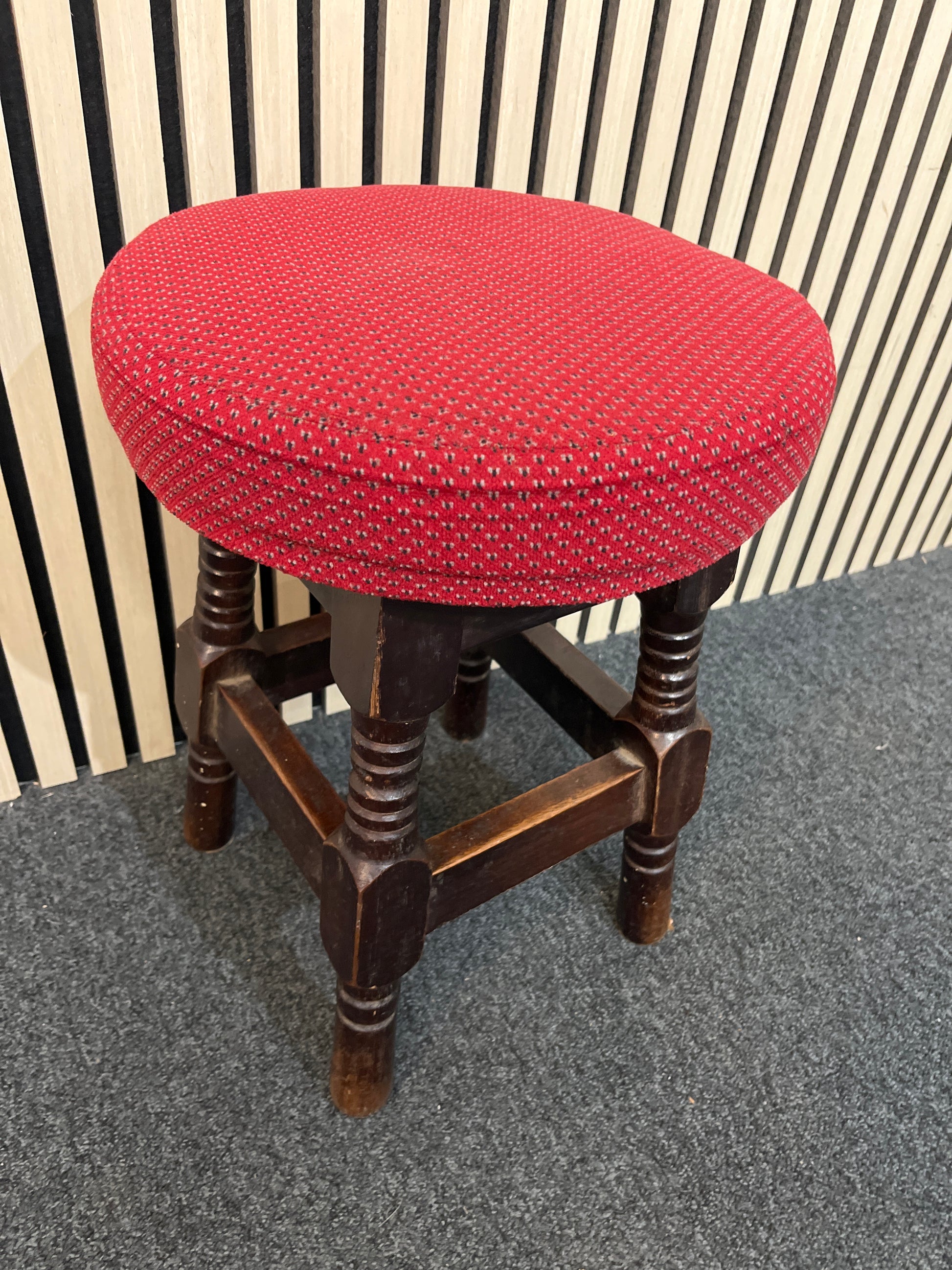 Low solid wood wine pattern fabric cushioned circular stool  3325