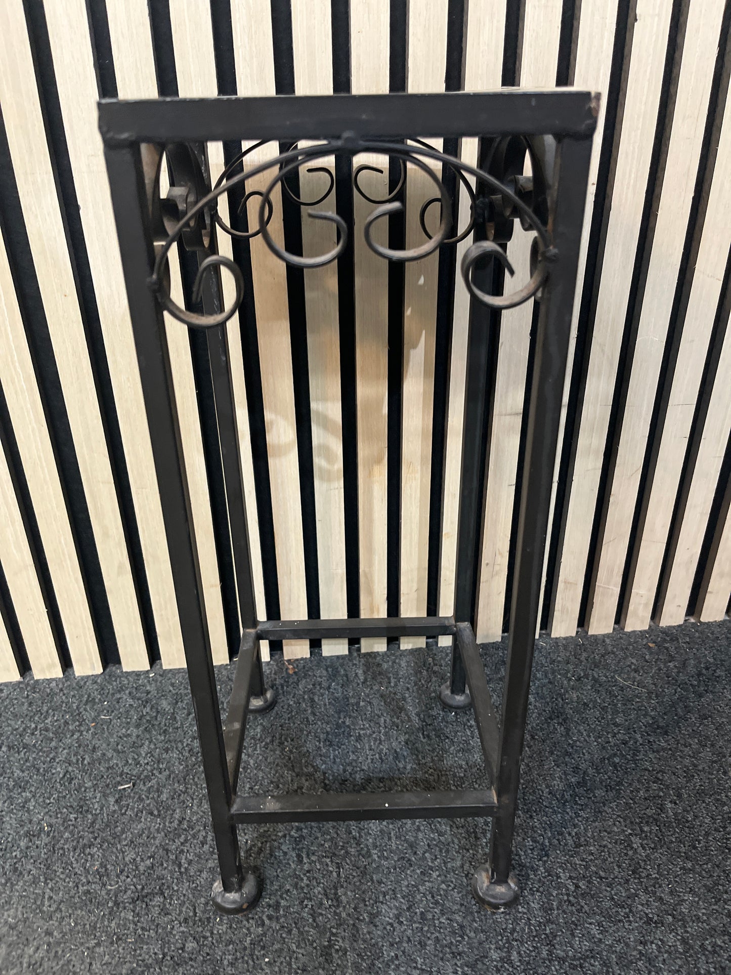 Small black metal and tiled ornate plant table 3126
