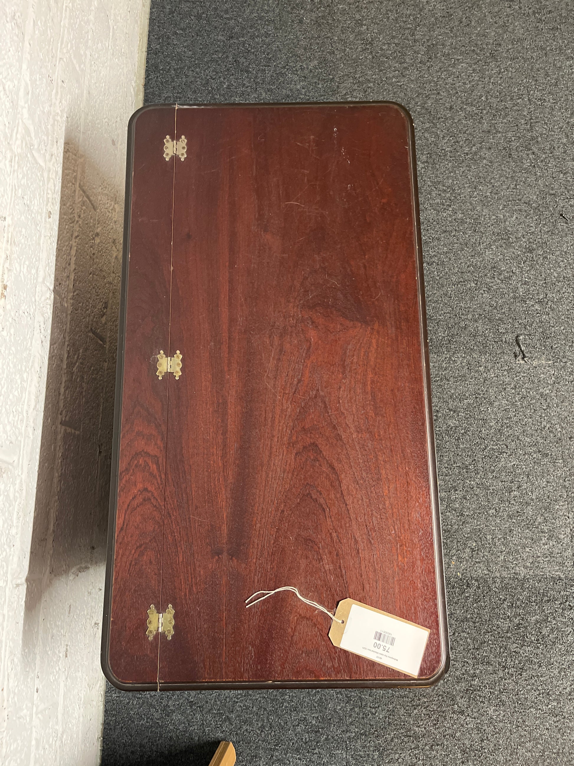 Mahogany top open blanket box 3225