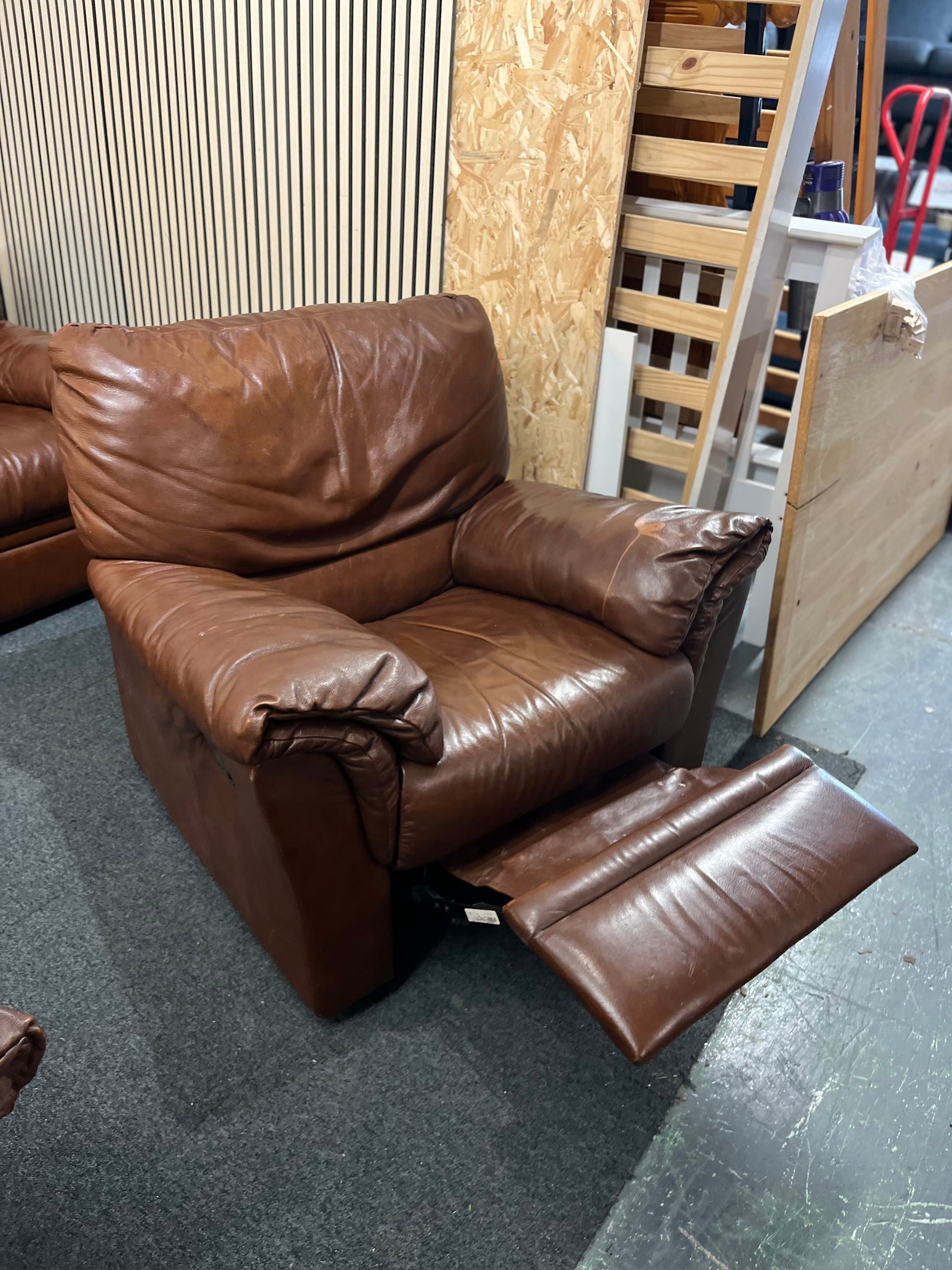 3+1+1 Brown Leather reclining sofa suite   3126