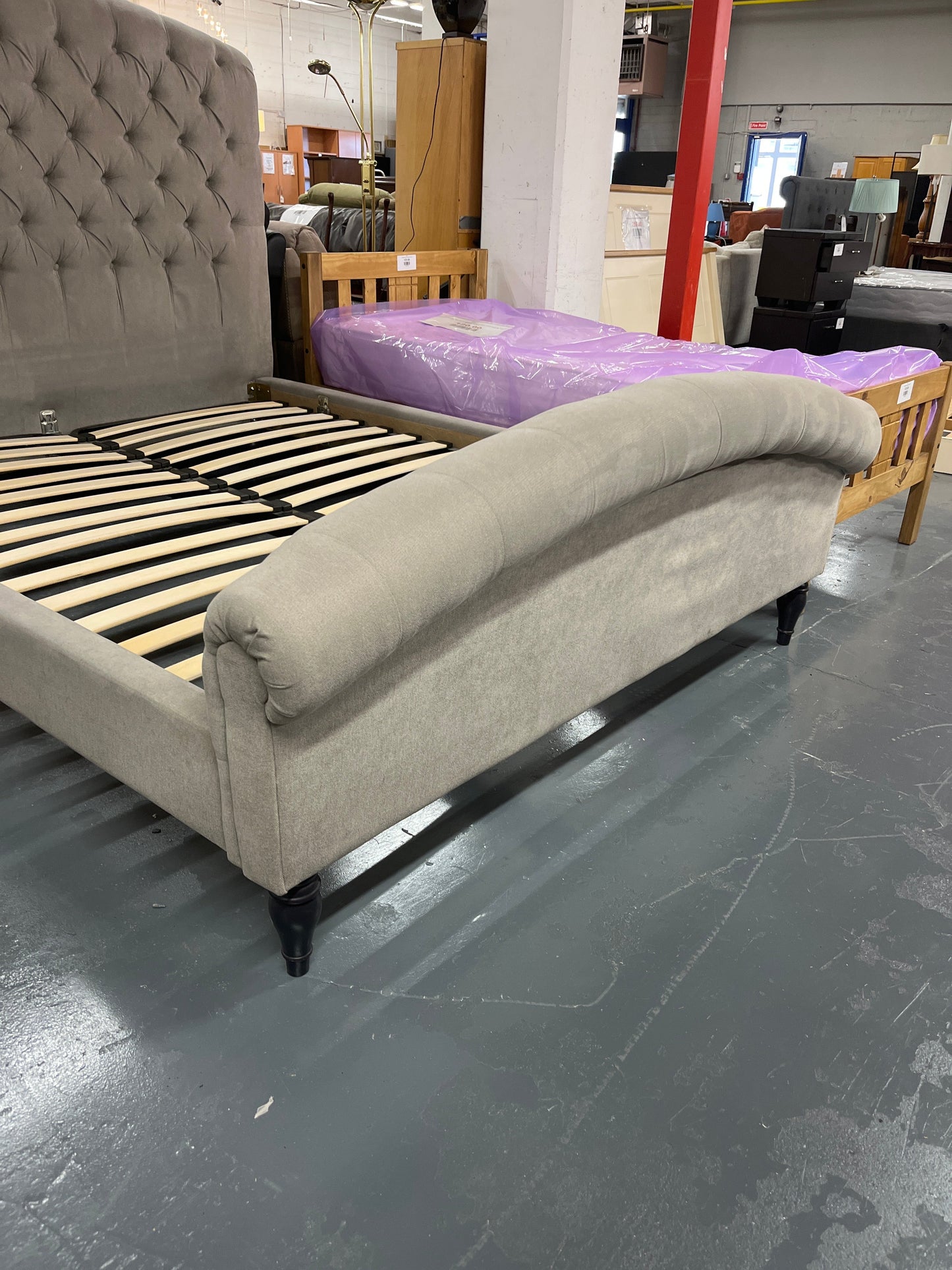 5ft high end light brown fabric button back bed frame 1225