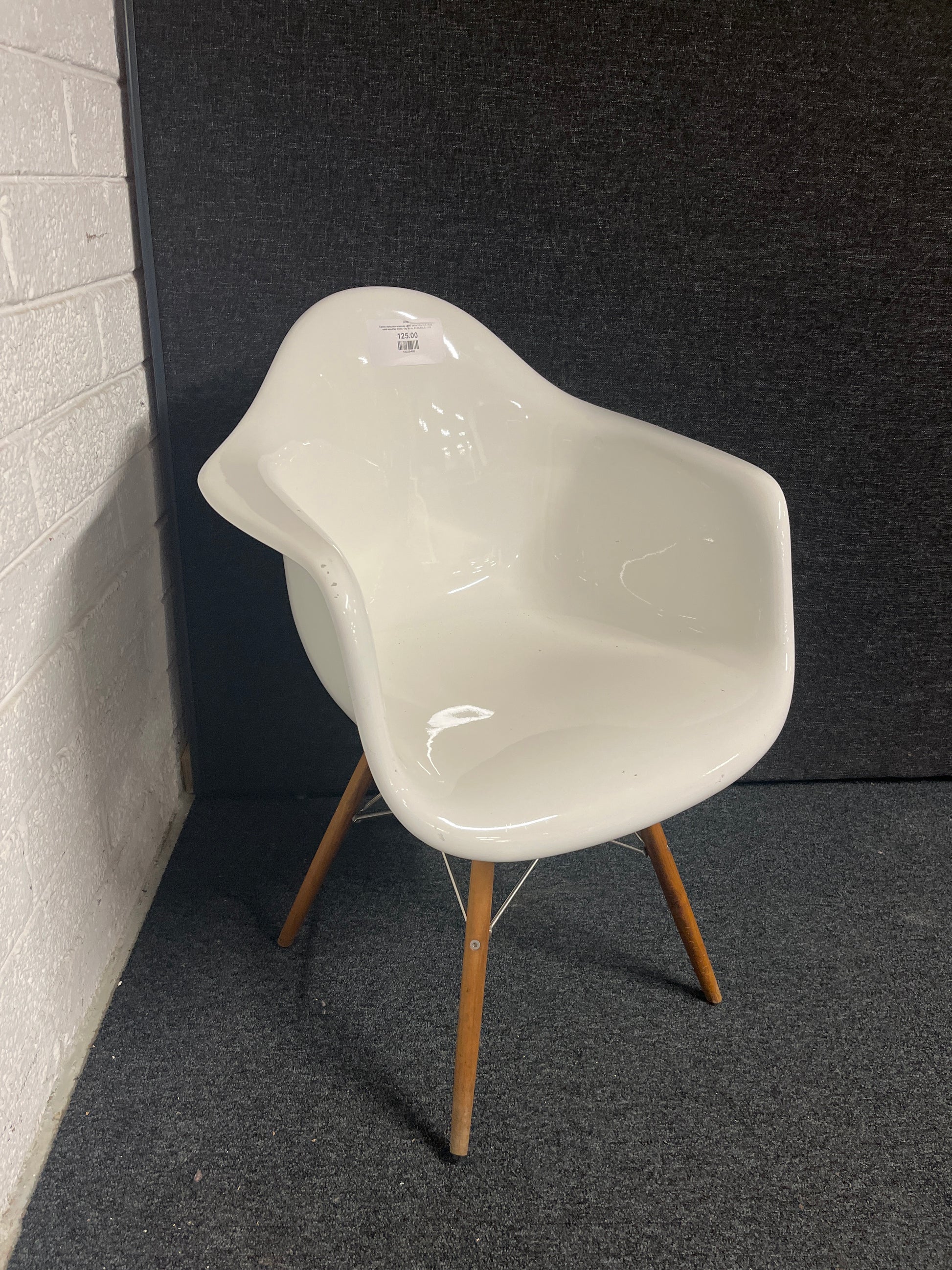 Eames style polycarbonate gloss white tulip club chair, solid wood leg frame. Qty 10 no. AVAILABLE 1225