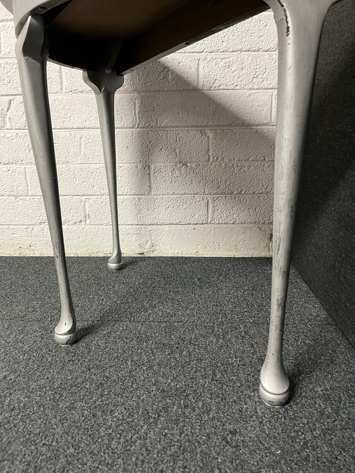 Grey painted half moon console table, rope effect edging (H 760 x W 910 x D 4100 mm) 1225