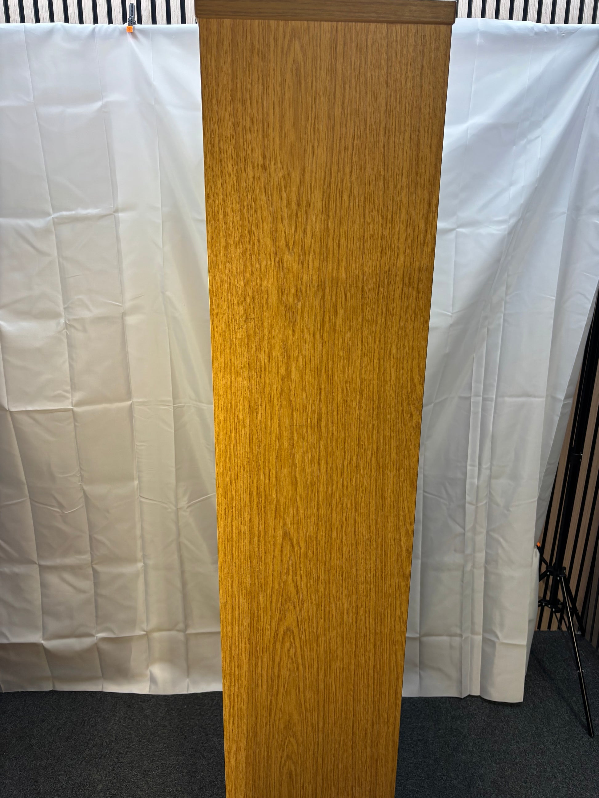 Tall oak laminate slim open bookcase with shelves 183Hx30Dx92W  J3929