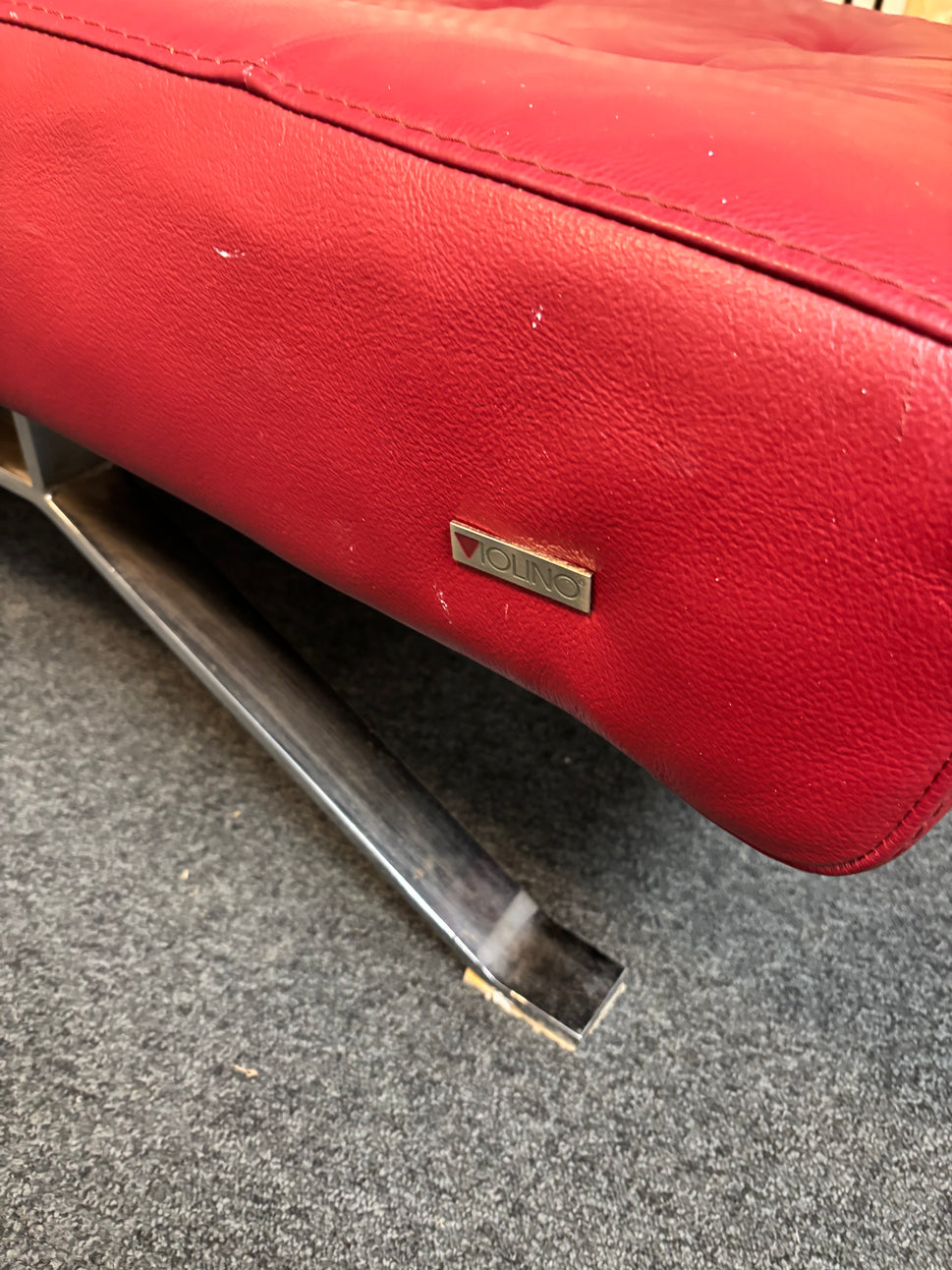 Real Italian wine leather lounger sofa with chrome metal frame. Dims 126Lx80D 2425