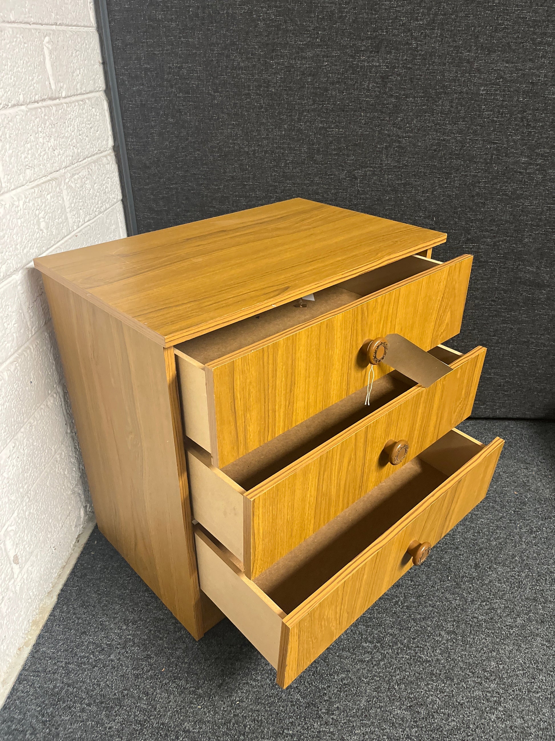 Teak laminate wide low 3 drawer chest%A0 (H 610 x W 600 x D 390 mm)  1225