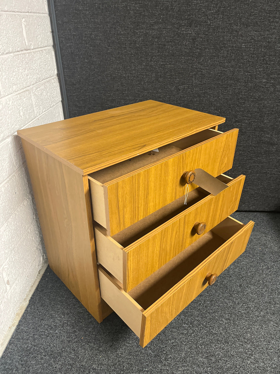 Teak laminate wide low 3 drawer chest%A0 (H 610 x W 600 x D 390 mm)  1225