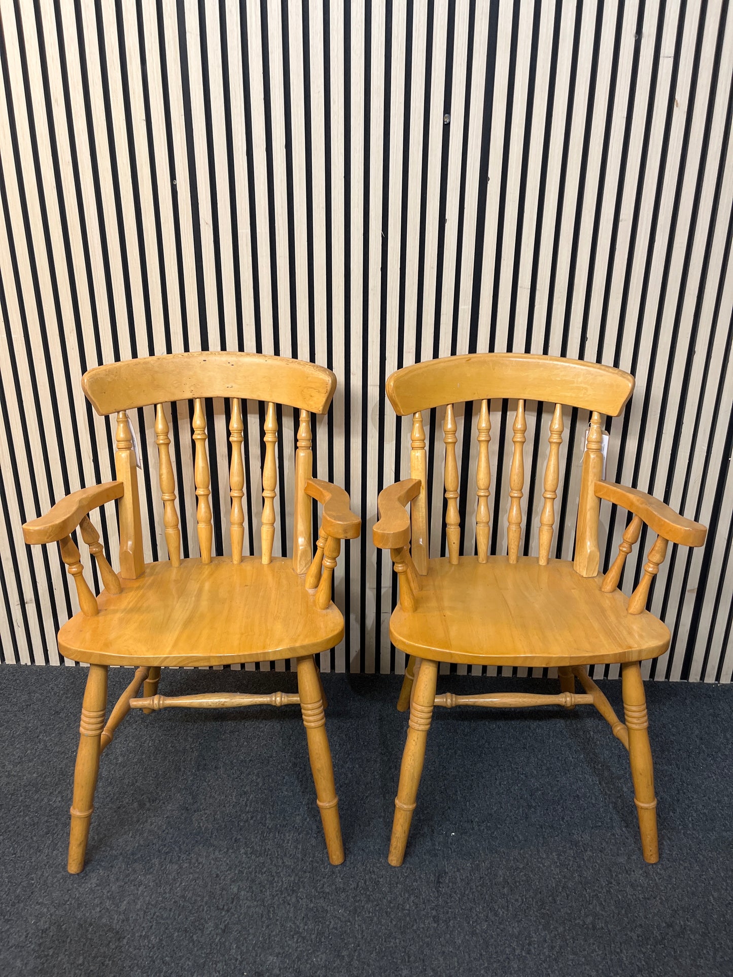 Spindleback carver dining chair (SET OF 2) 43723