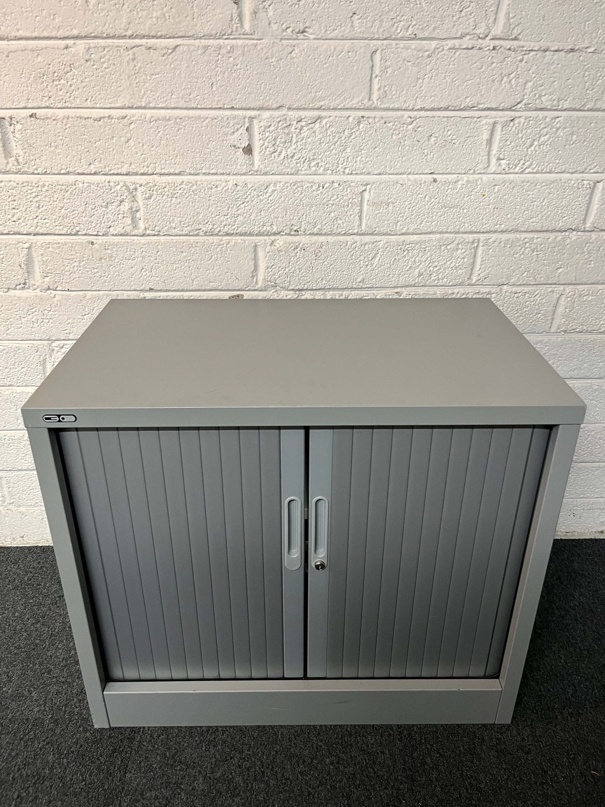 SECONDHAND Small GO grey tambour unit with shelf (H 700 x W 800 x D 490 mm)