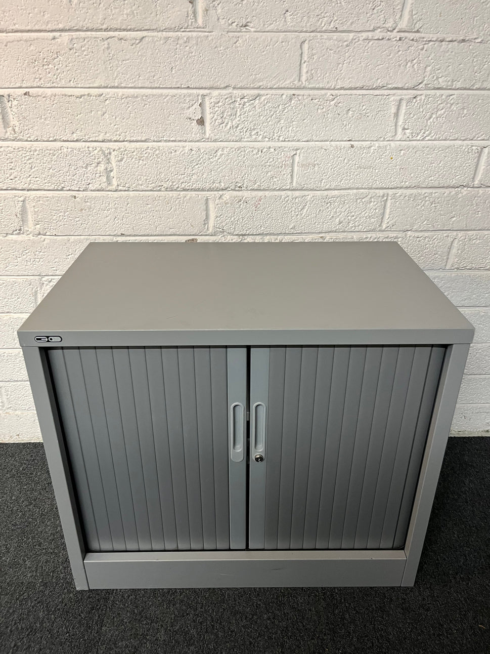 SECONDHAND Small GO grey tambour unit with shelf (H 700 x W 800 x D 490 mm)