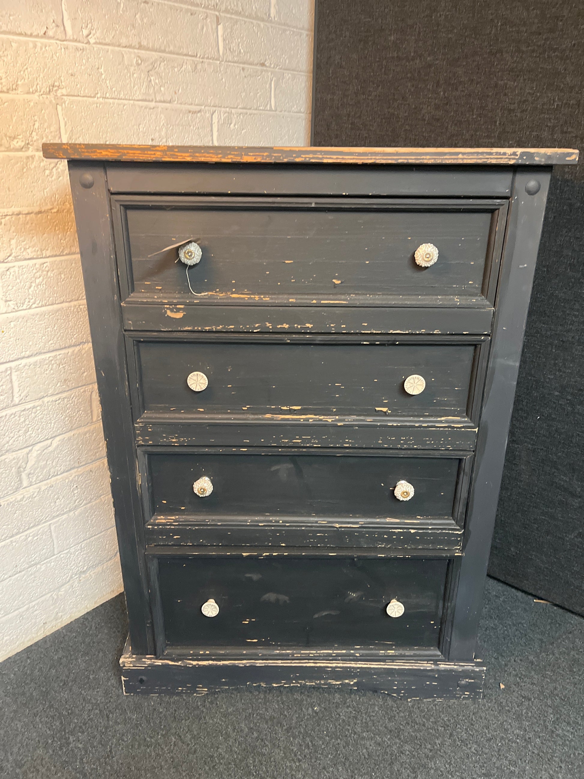 Tall pine 4 drawer chest of drawers (H 130 x W 92 x D 49 cm) 3225