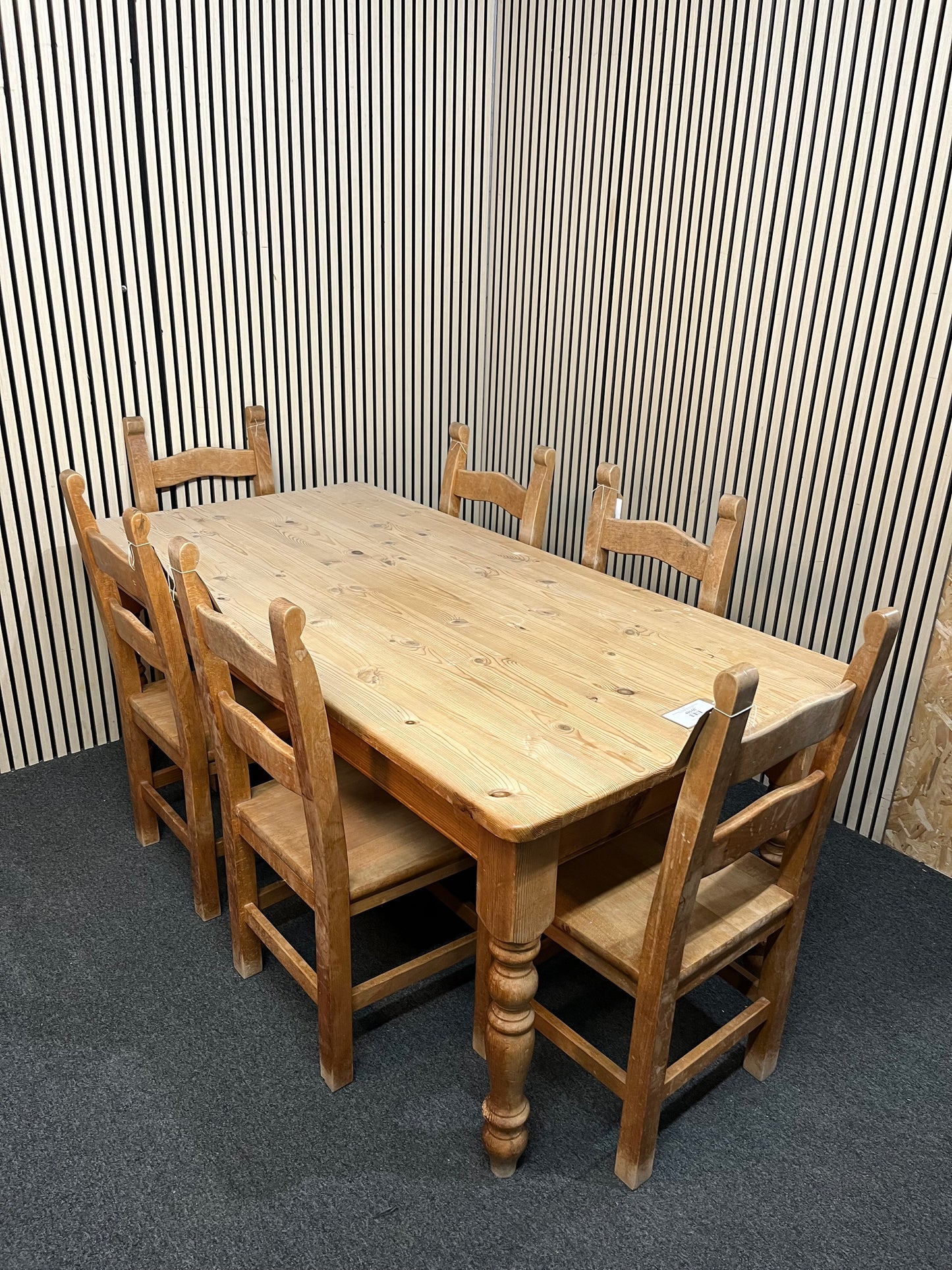 Solid pine large rectangular farmhouse table with 6 no. chairs (W 180 x D 90 cm) 3126