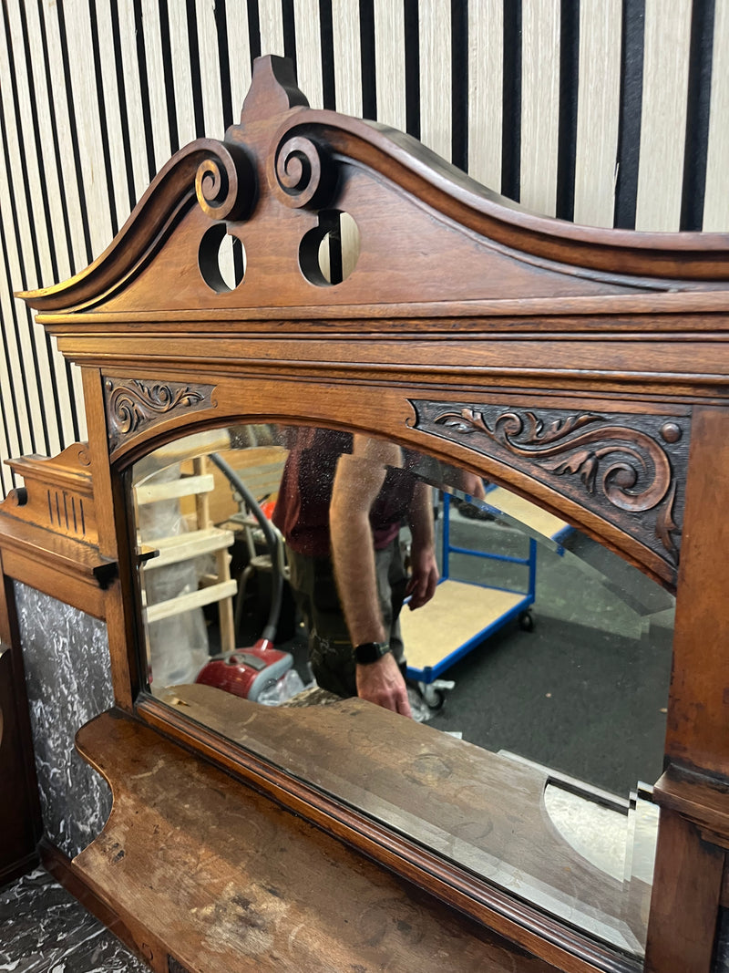 Victorian style wood washstand with marble top and mirror splashback (H 165 x W 123 x D 61 cm)  44570