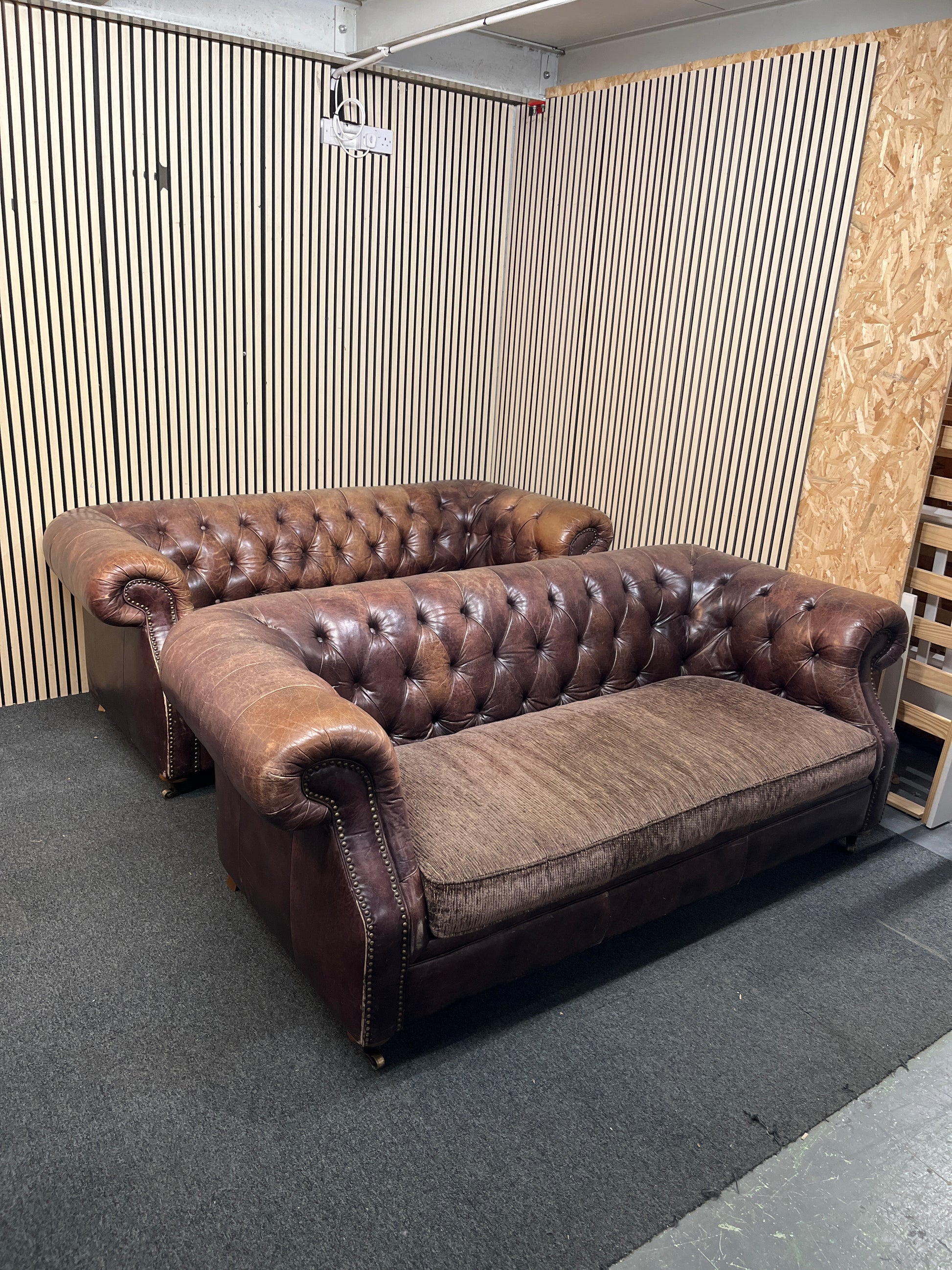 3 seater leather framed chesterfield suite with brown fabric seat cushions (Widths 215 cm depths 95 cm) 3126