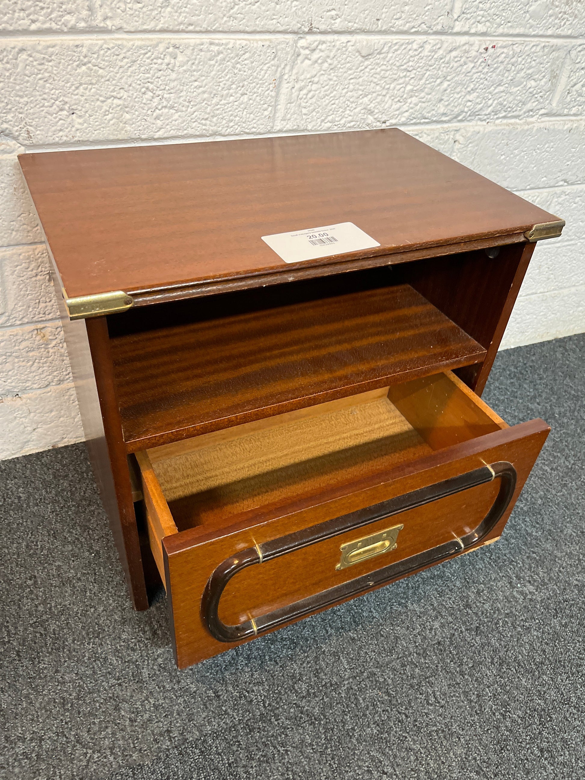 Small mahogany bedside locker  2225