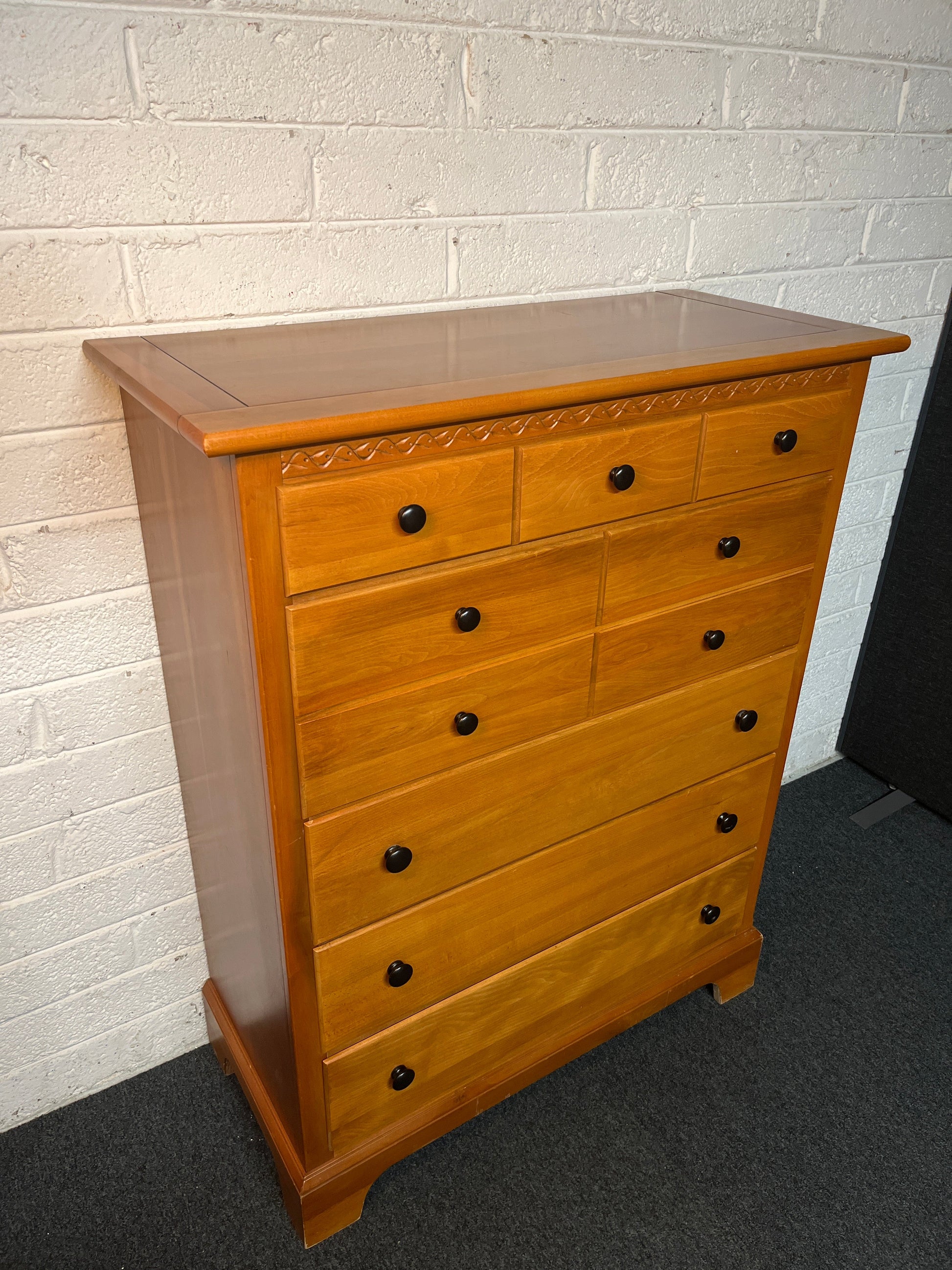 Tall 5 drawer American cherry chest of drawers (H 128 x W 100 x D 45 cm) 2225