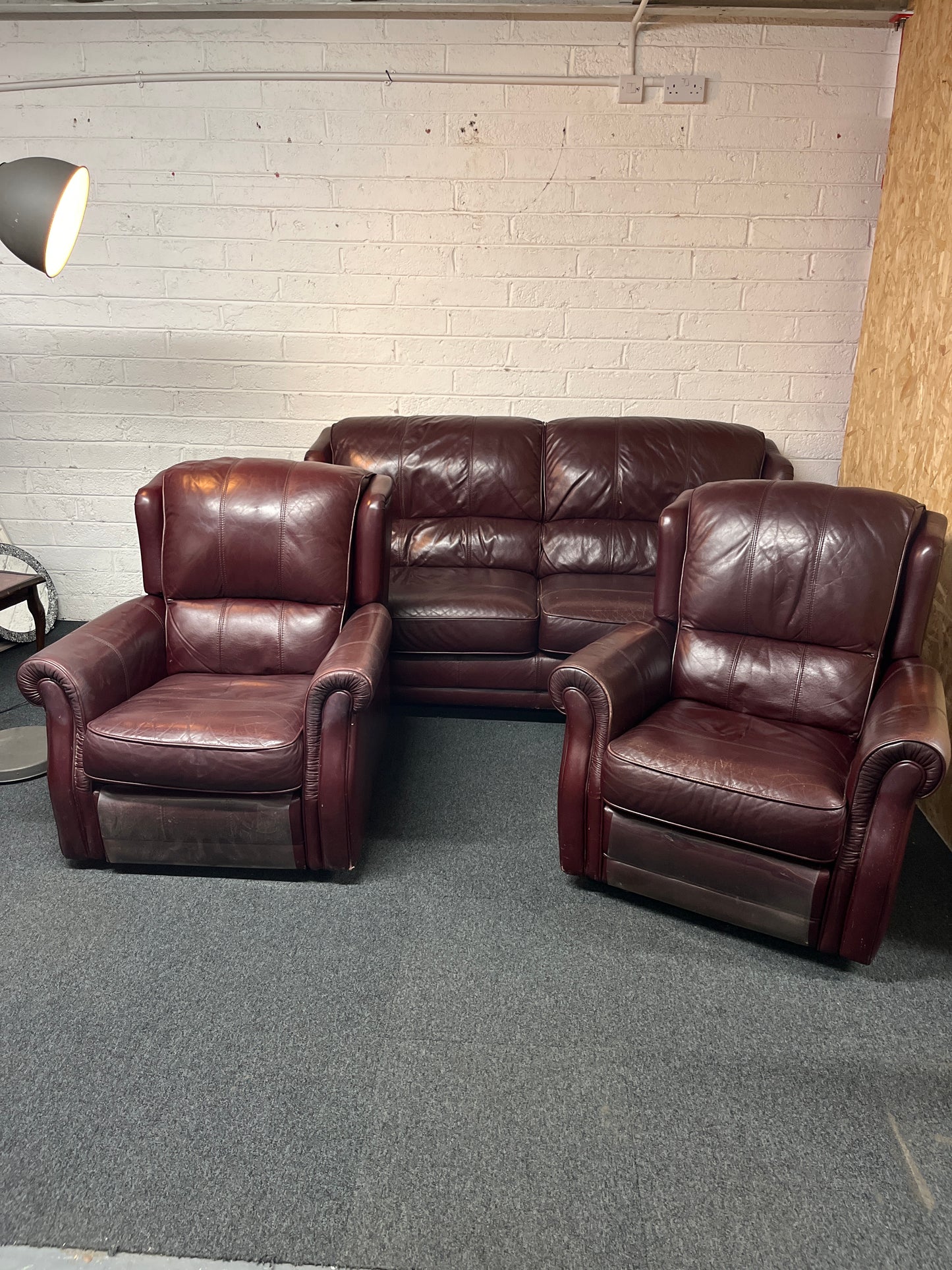 3+1+1 Real wine leather sofa suite with reclining armchairs (W 190 x D 110 cm) 3225
