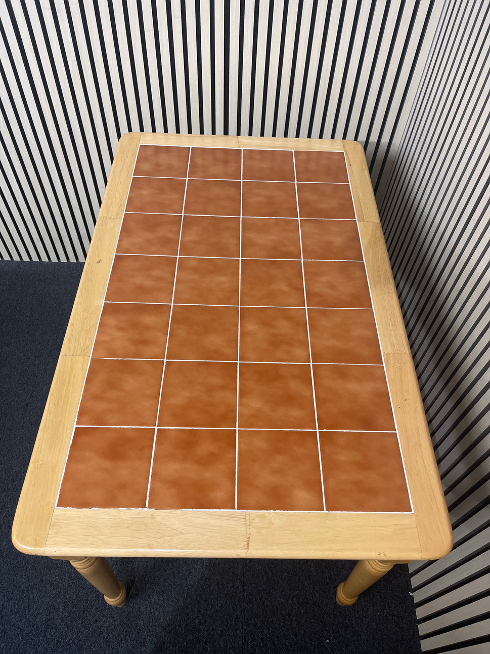 Hardwood rectangular terracotta tiled table (W 120 x L 73 cm) 3325