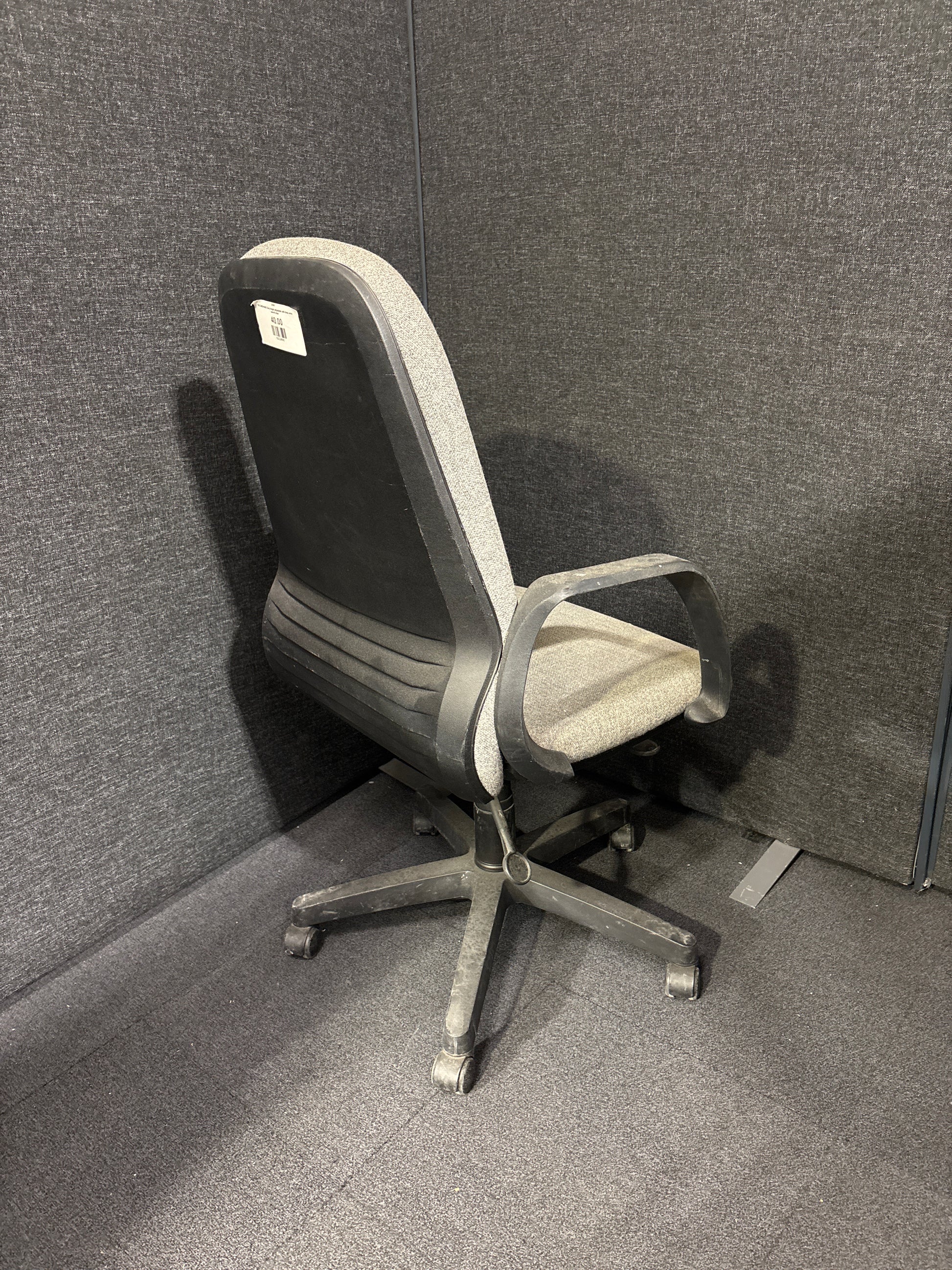 SECONDHAND Grey height adjustable with loop arms swivel chair