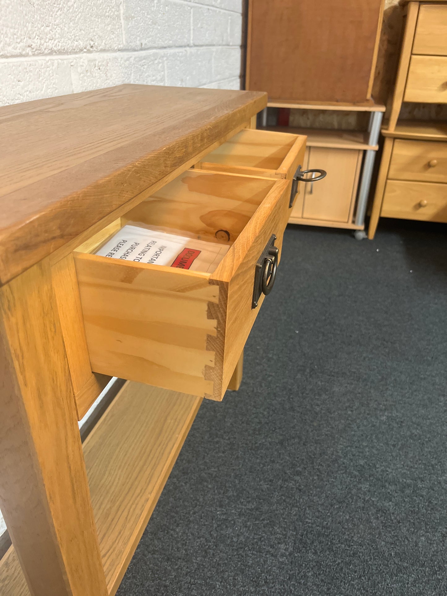 Solid oak 2 drawer console table with base shelf (H 74 x W 85 x  D 32 cm) 1325