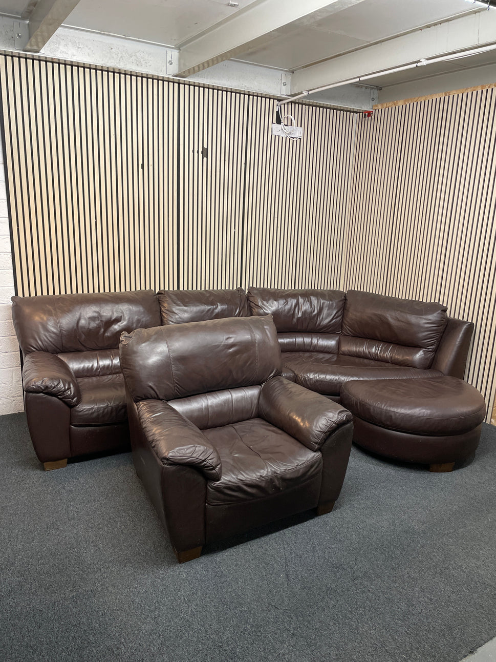 Large Brown Leather Corner Sofa with Poof and Single Armchair included 3126
