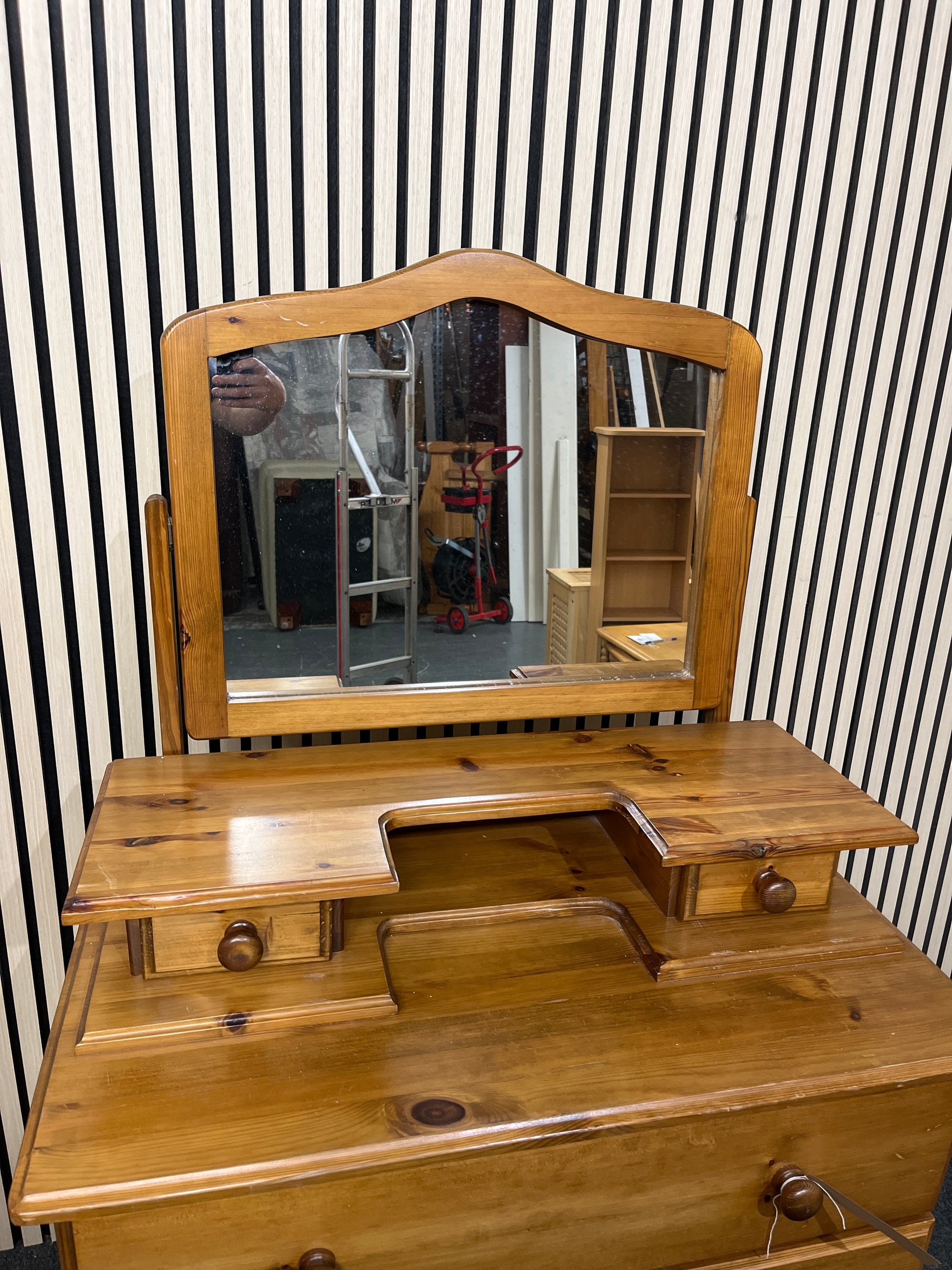Solid natural pine 3 drawer chest of drawers with mirror (H 144 x W 87 x D 46 cm) 3325