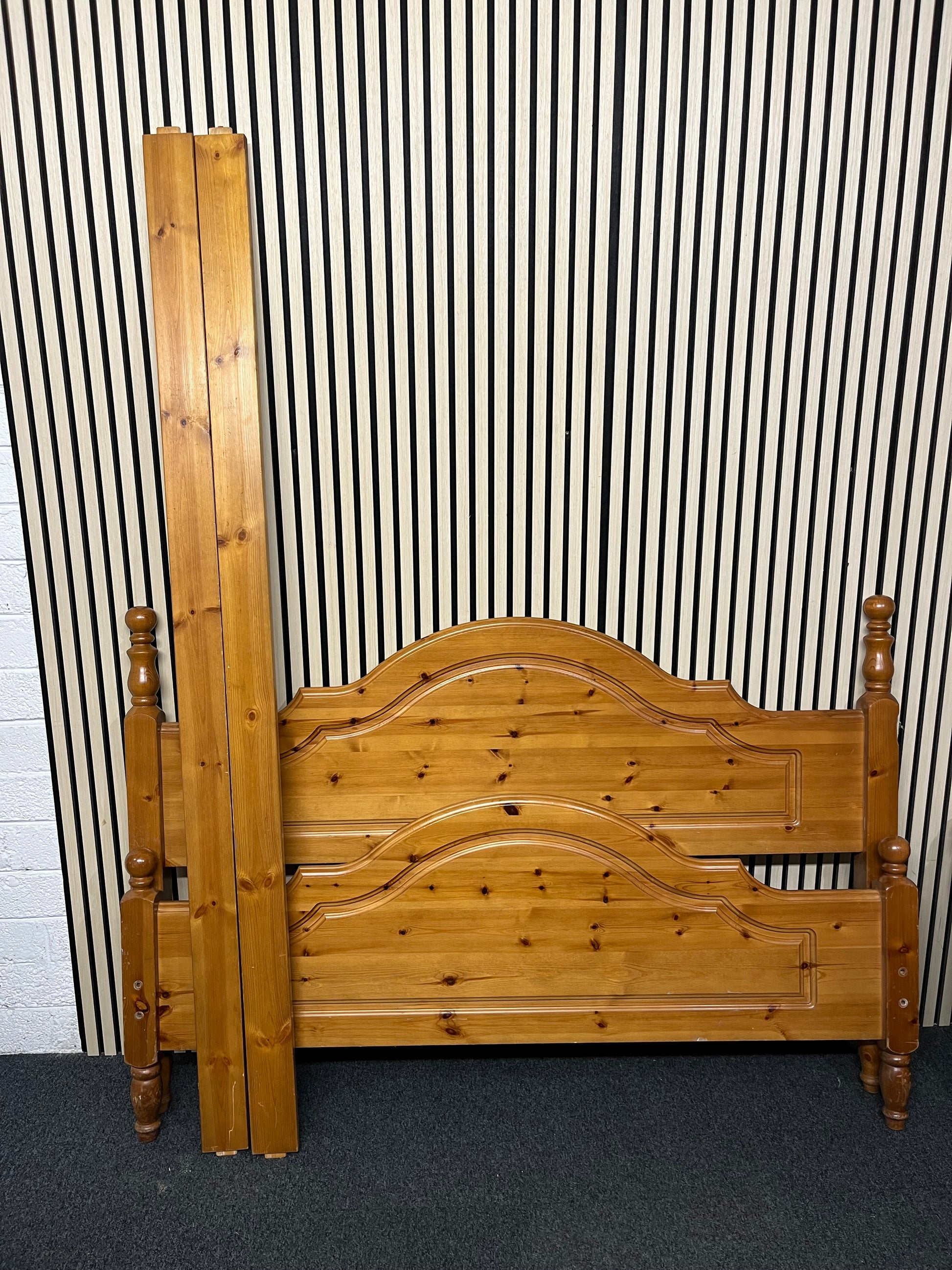 5ft Solid line high end bed frame